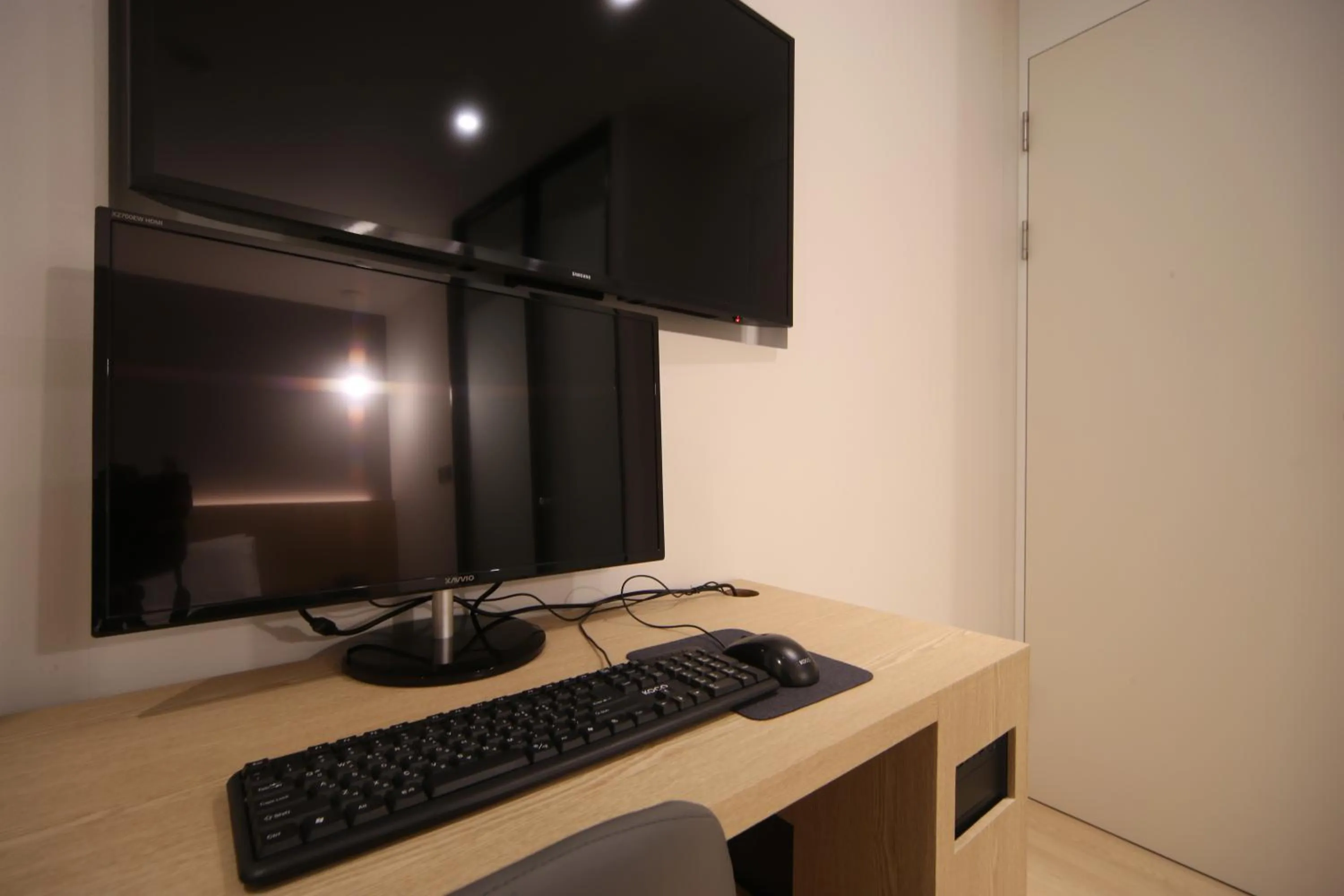 TV and multimedia, TV/Entertainment Center in Hotel Thegrang Daeyeon