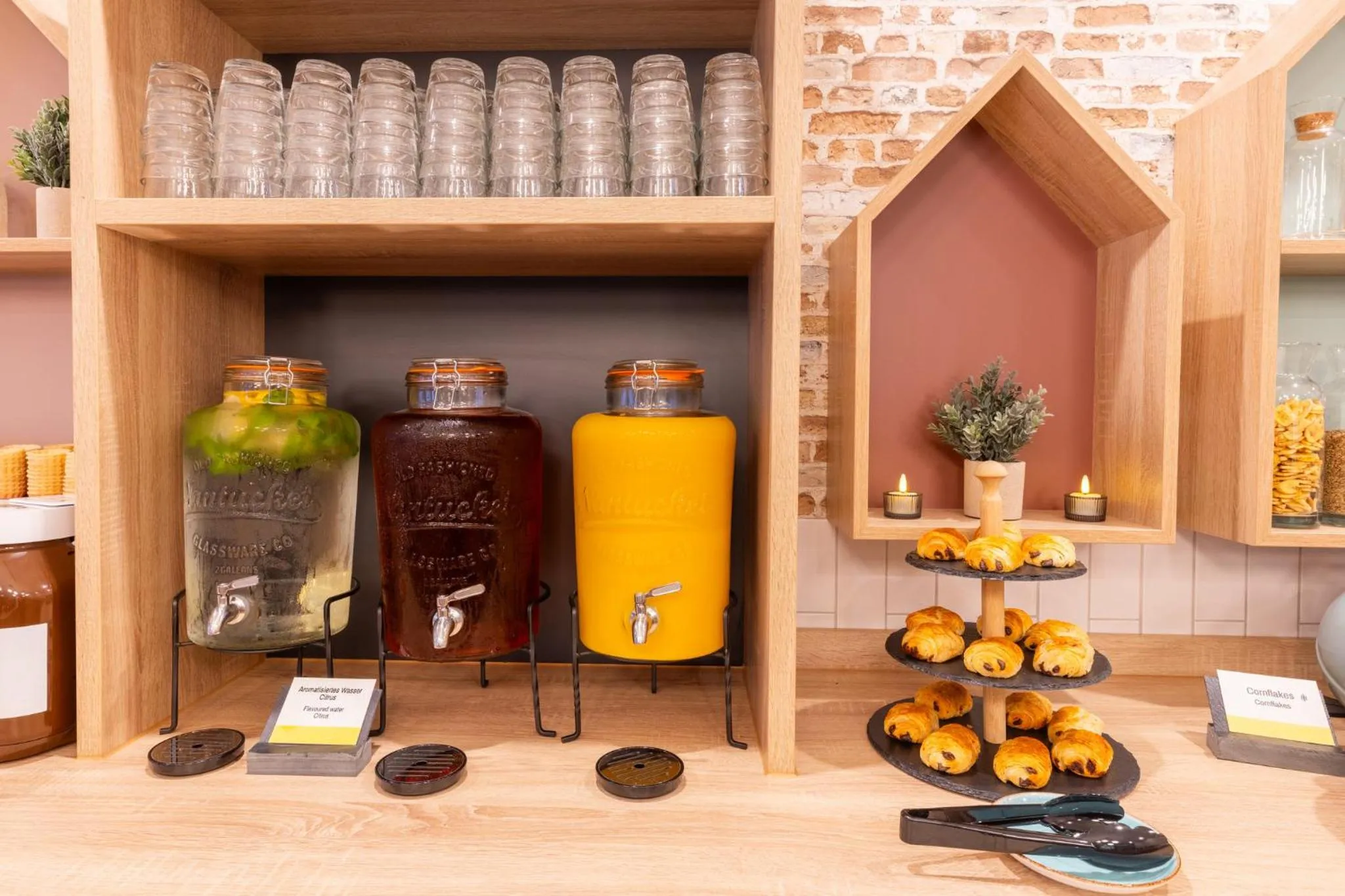 Breakfast in Garner Hotel Mannheim City by IHG