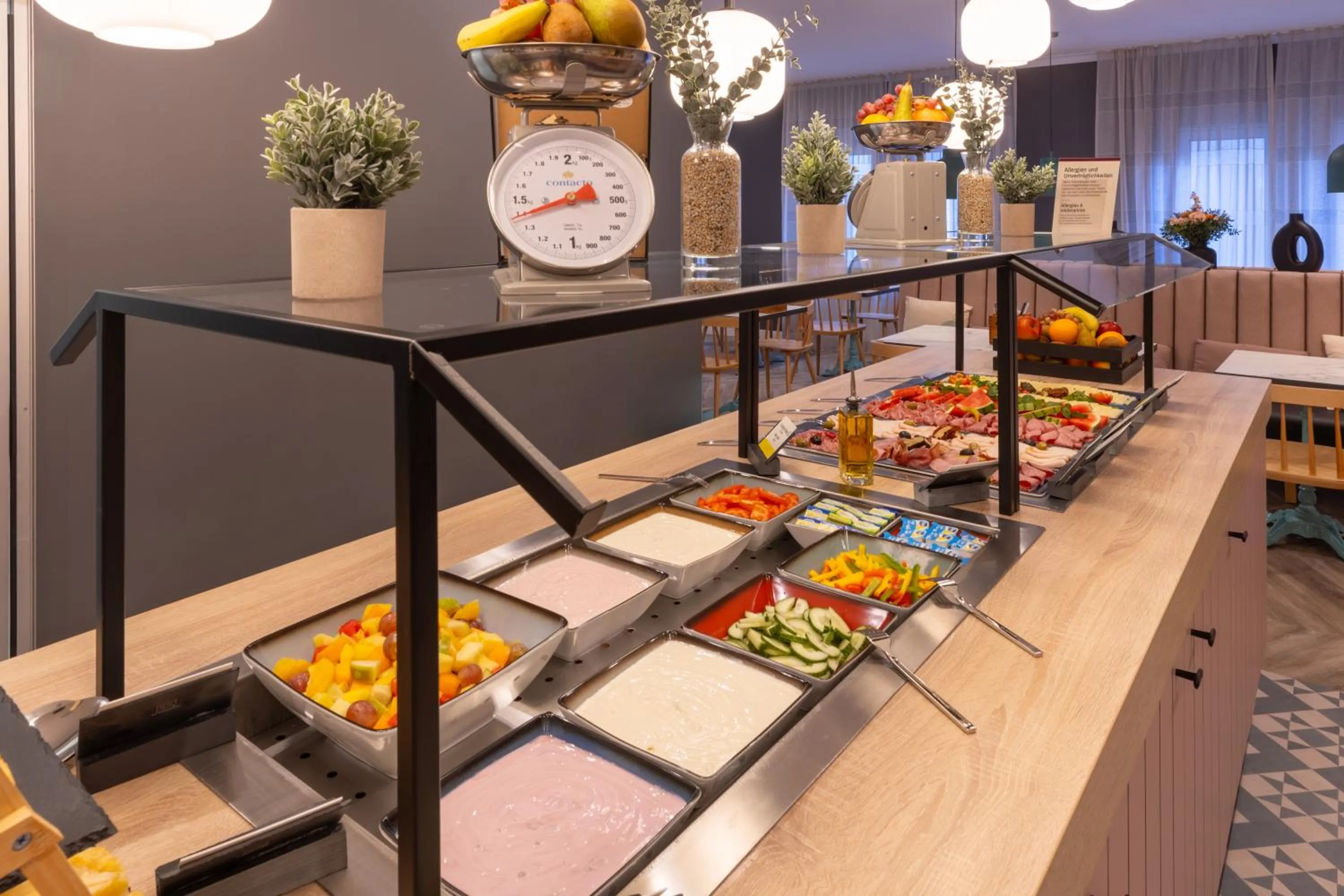 Breakfast in Garner Hotel Mannheim City by IHG