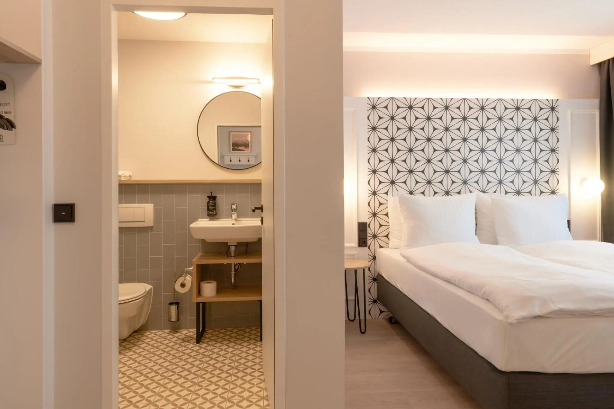 Photo of the whole room, Bed in Garner Hotel Mannheim City by IHG