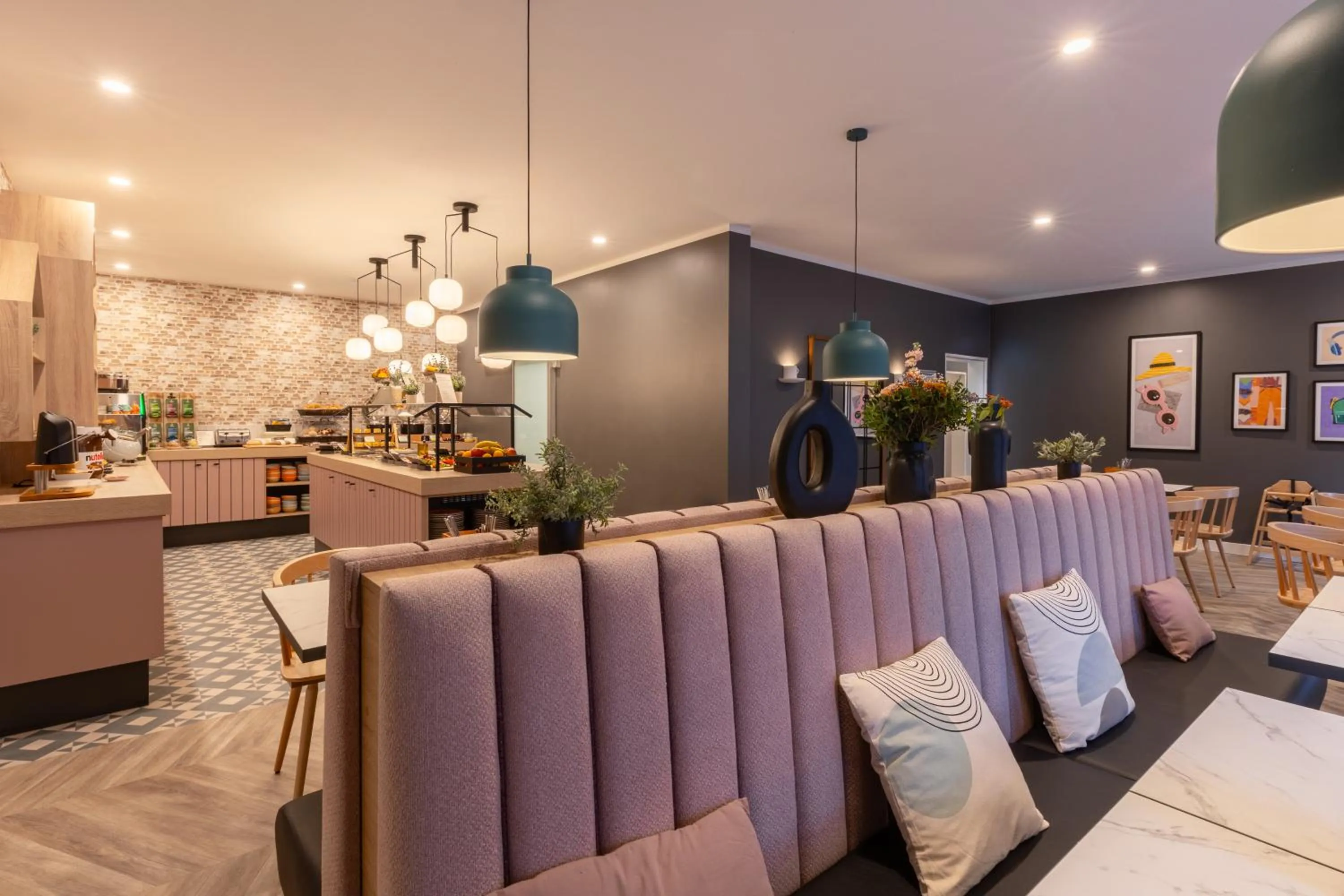 Breakfast in Garner Hotel Mannheim City by IHG