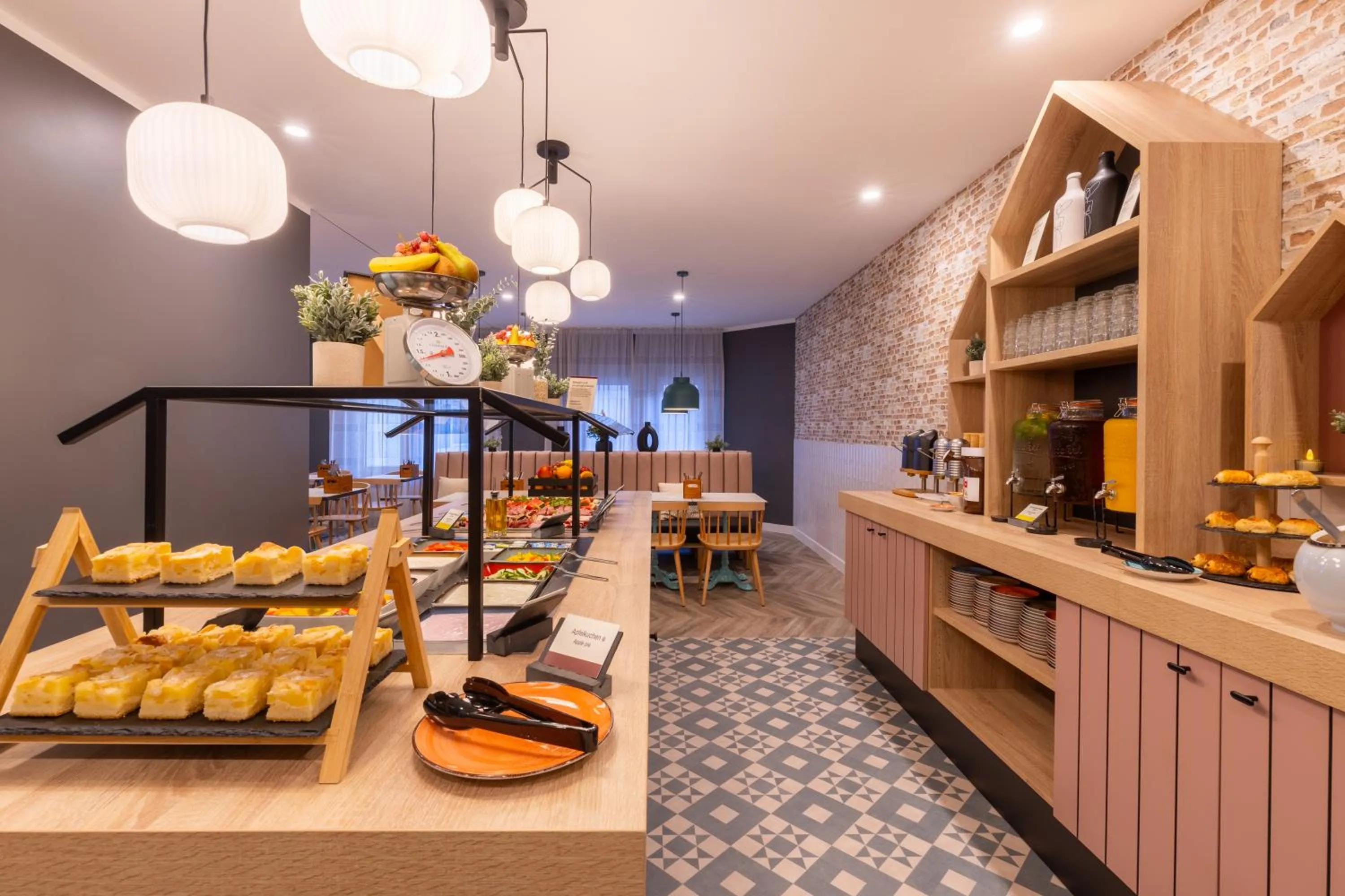 Breakfast in Garner Hotel Mannheim City by IHG