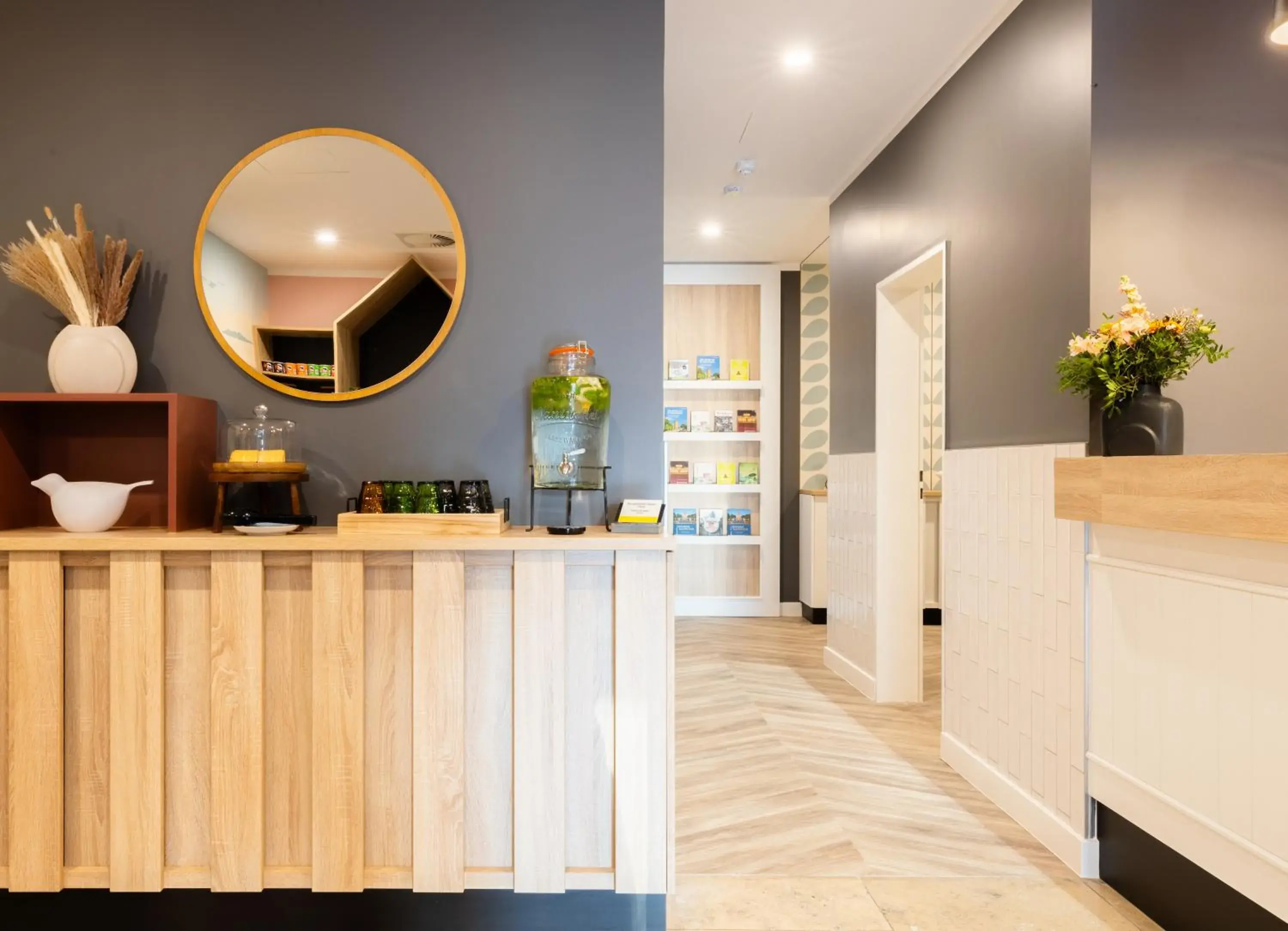 Lobby or reception in Garner Hotel Mannheim City by IHG Lobby or reception in Garner Hotel Mannheim City by IHG