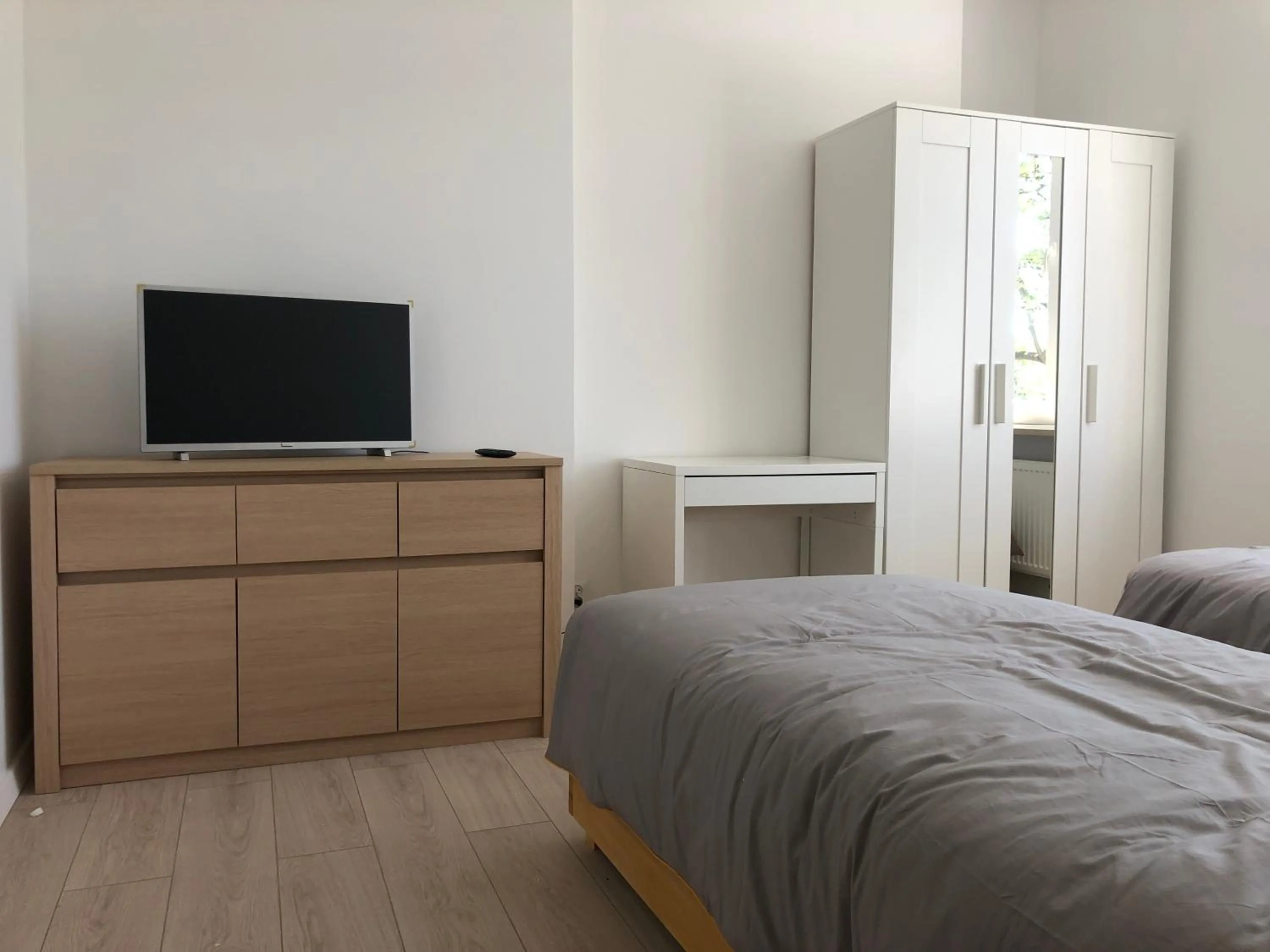 Communal lounge/ TV room, Bed in A&B Willa Klaudyny