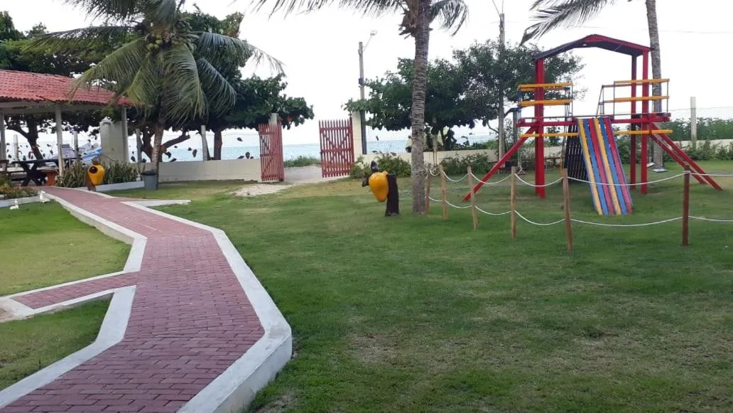 Condomínio na beira mar