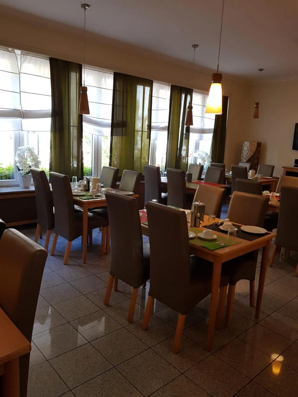 Restaurant/places to eat in Hotel Drei Kronen