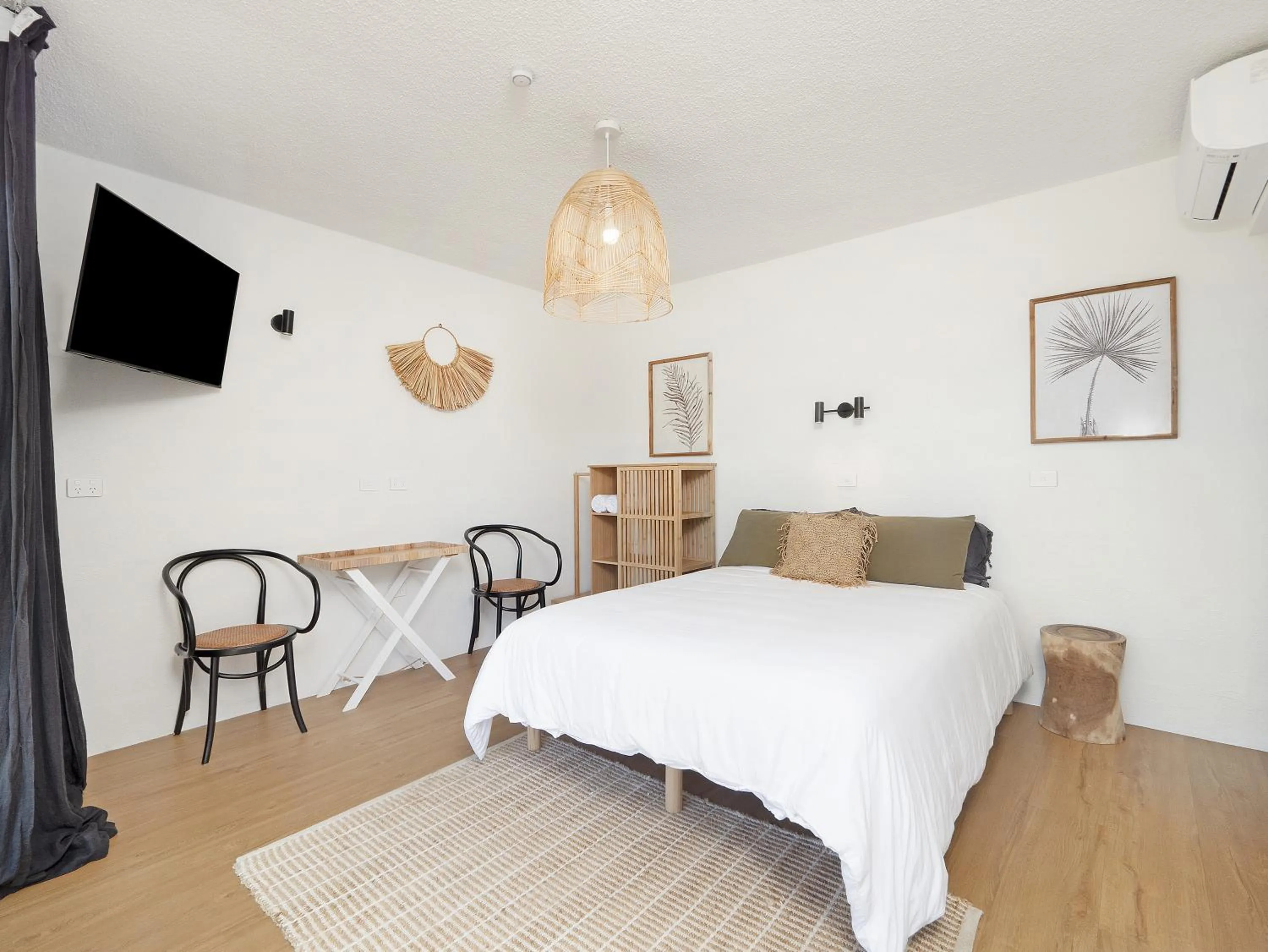 Bed in The Beach Rooms