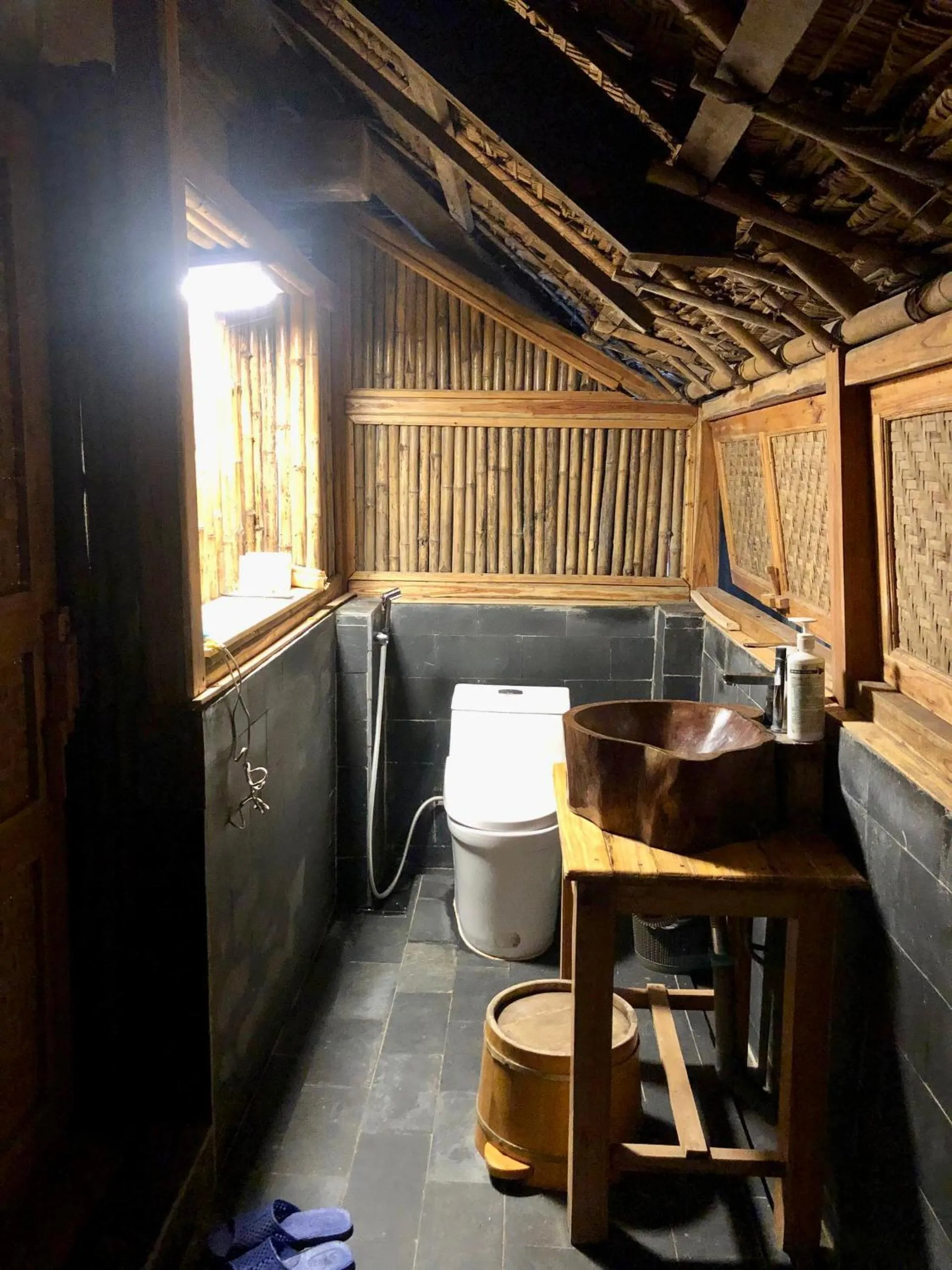 Shower in Pu Luong Jungle Lodge