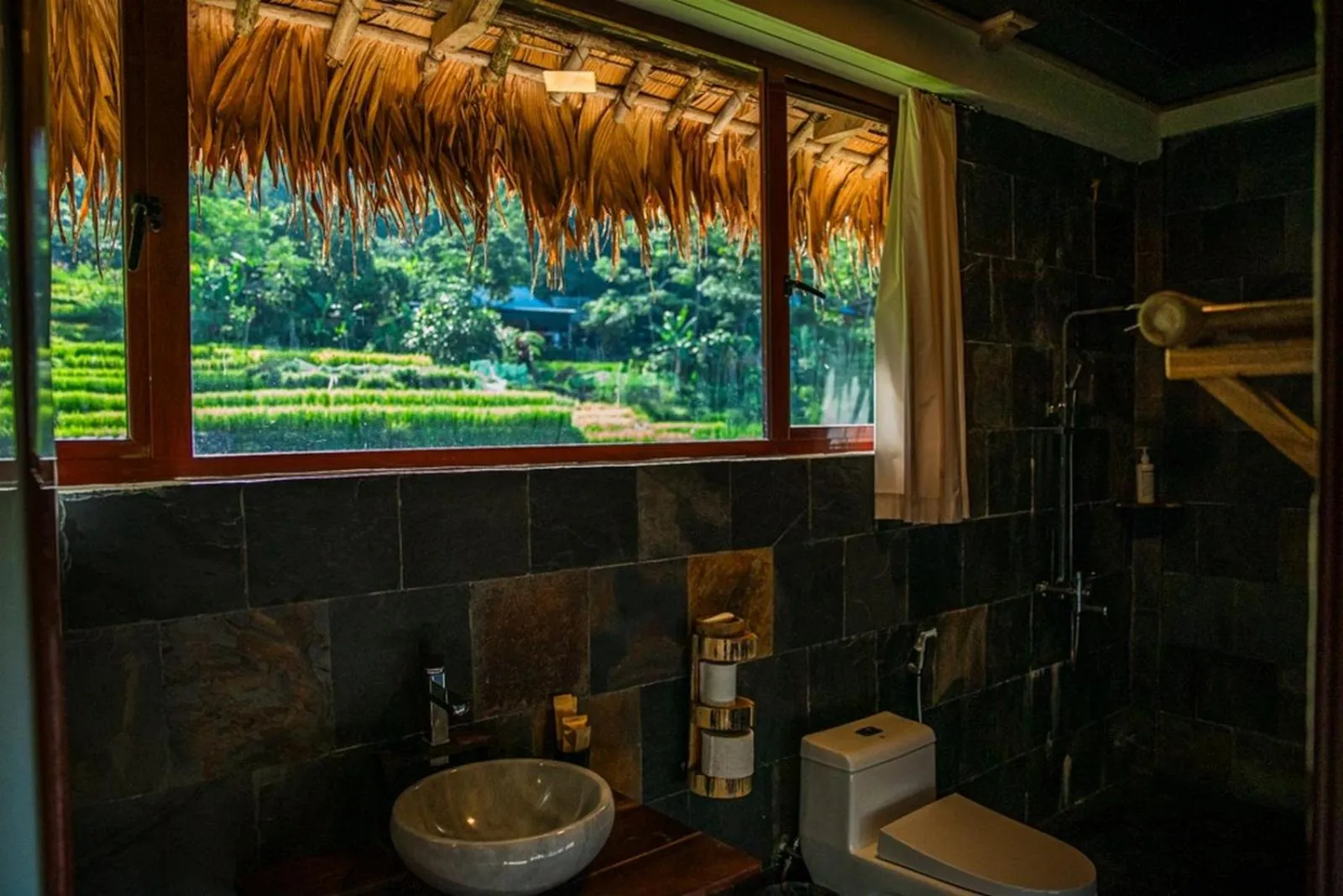 Shower in Pu Luong Jungle Lodge