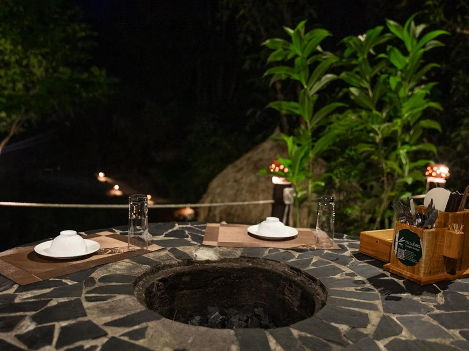 BBQ facilities in Pu Luong Jungle Lodge