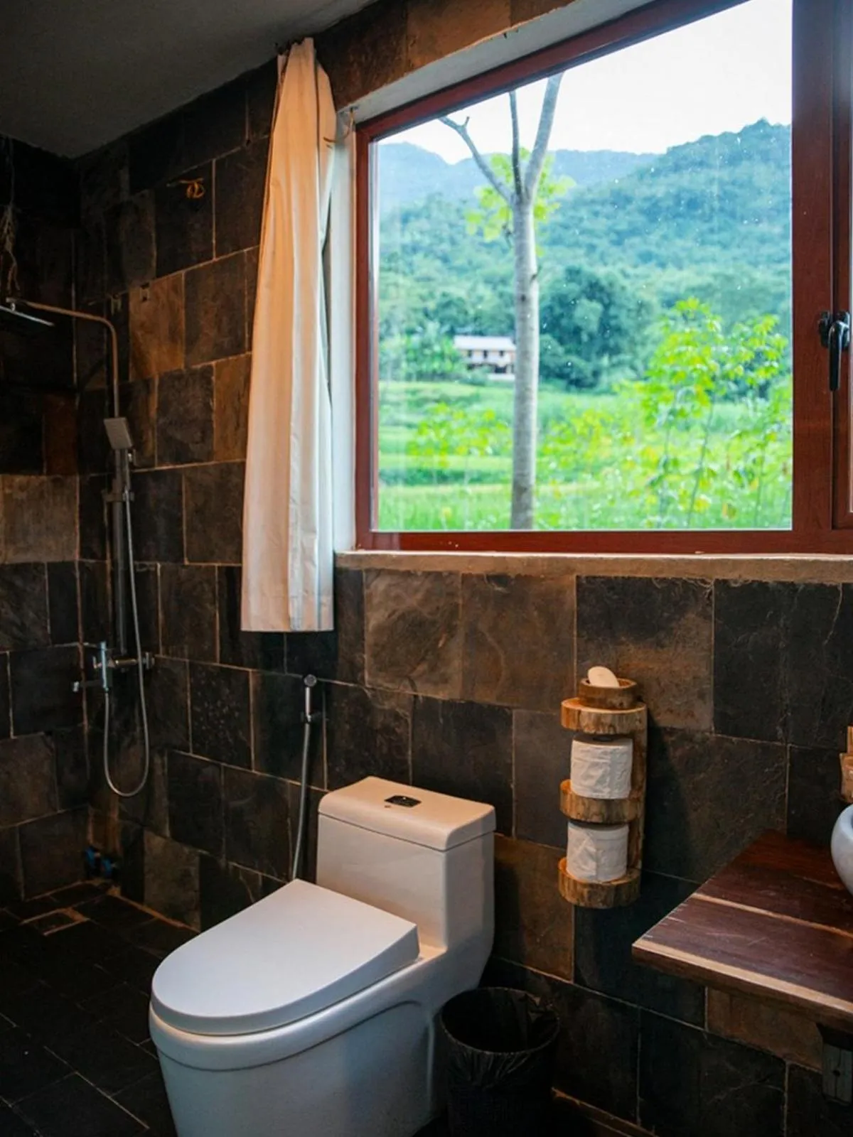 Shower in Pu Luong Jungle Lodge