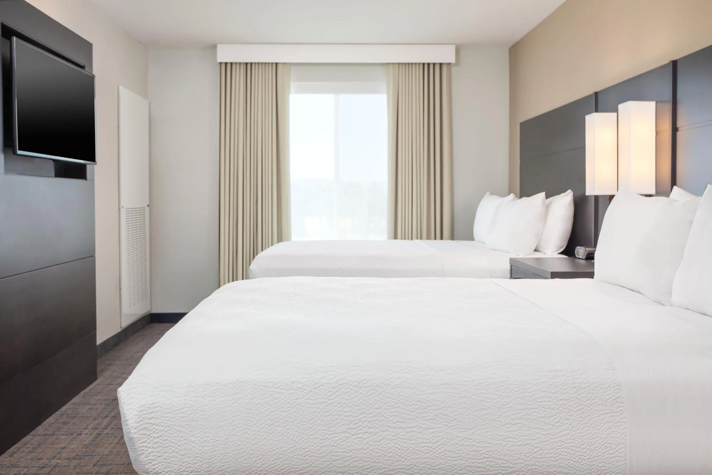 Photo of the whole room, Bed in Residence Inn Livermore