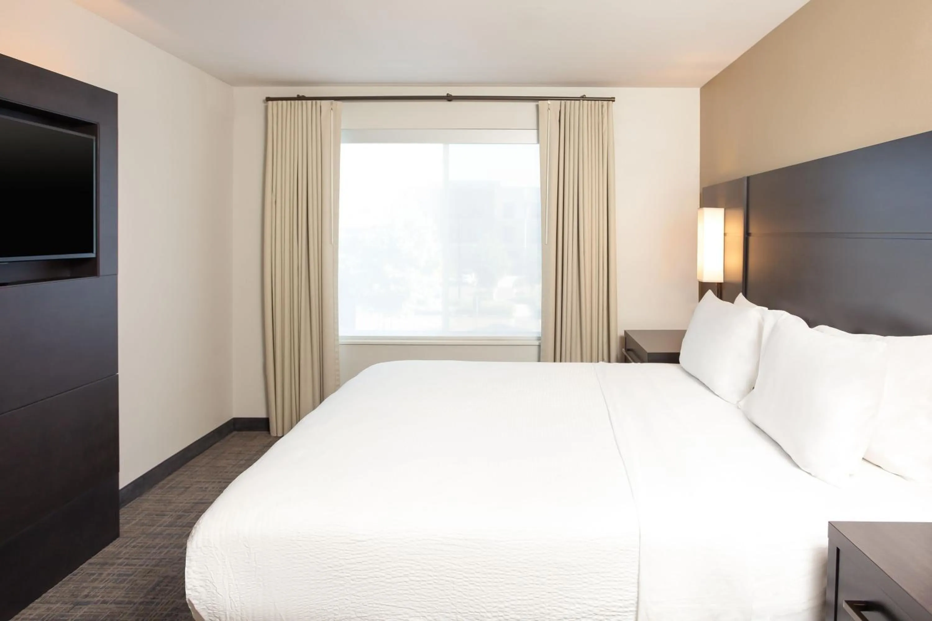 Photo of the whole room, Bed in Residence Inn Livermore