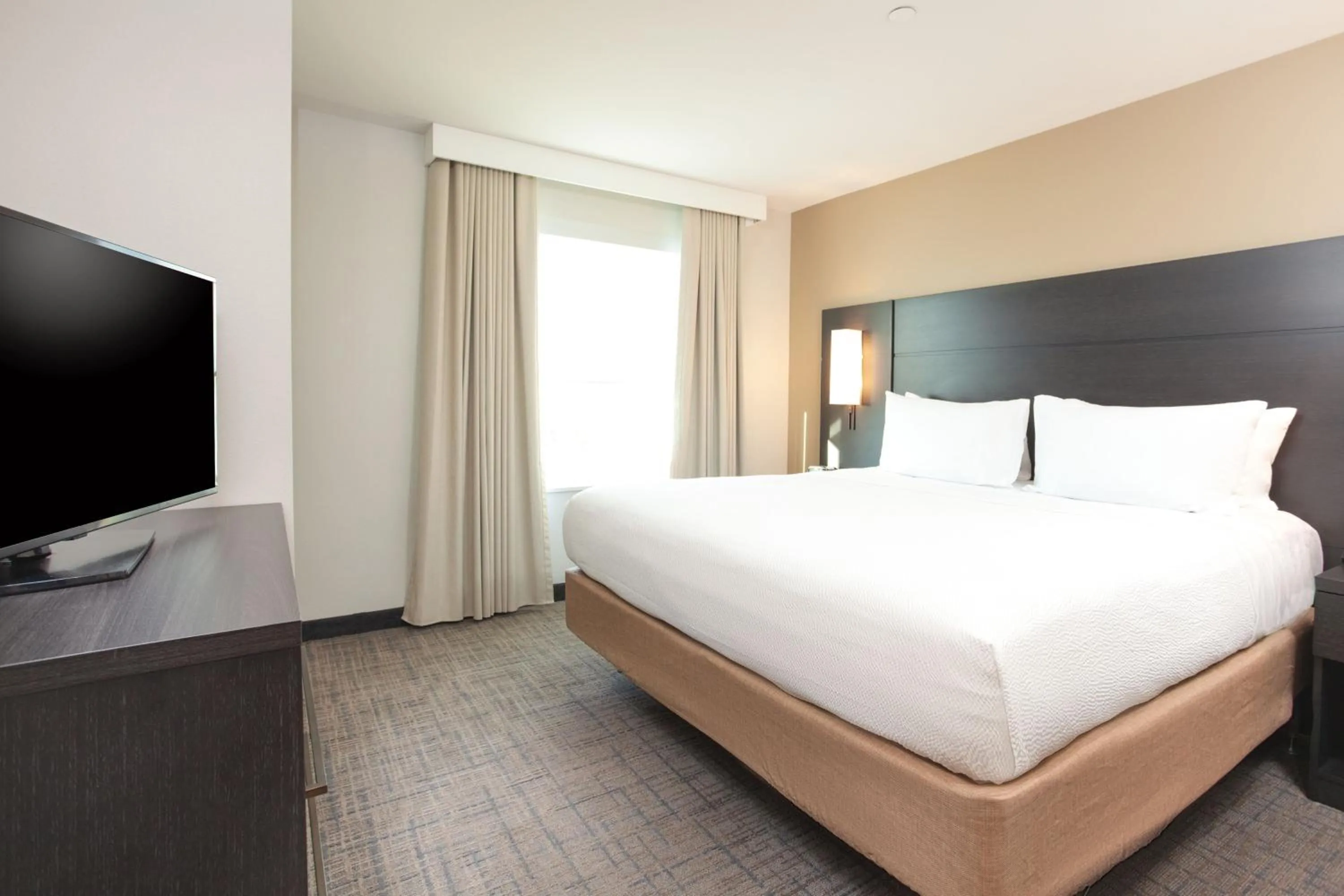 Photo of the whole room, Bed in Residence Inn Livermore