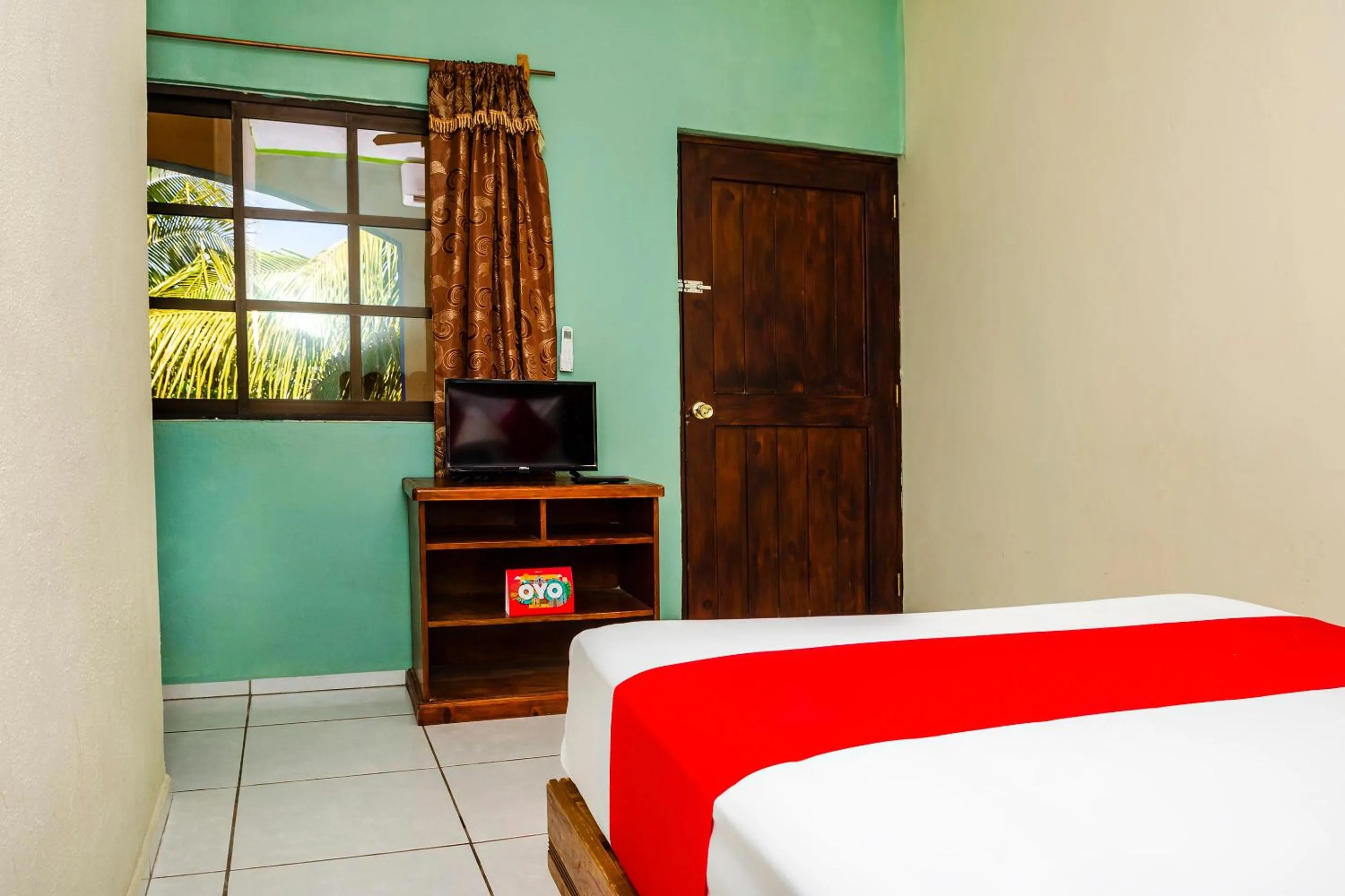 Bedroom, Bed in OYO Hotel Miramar, Loreto