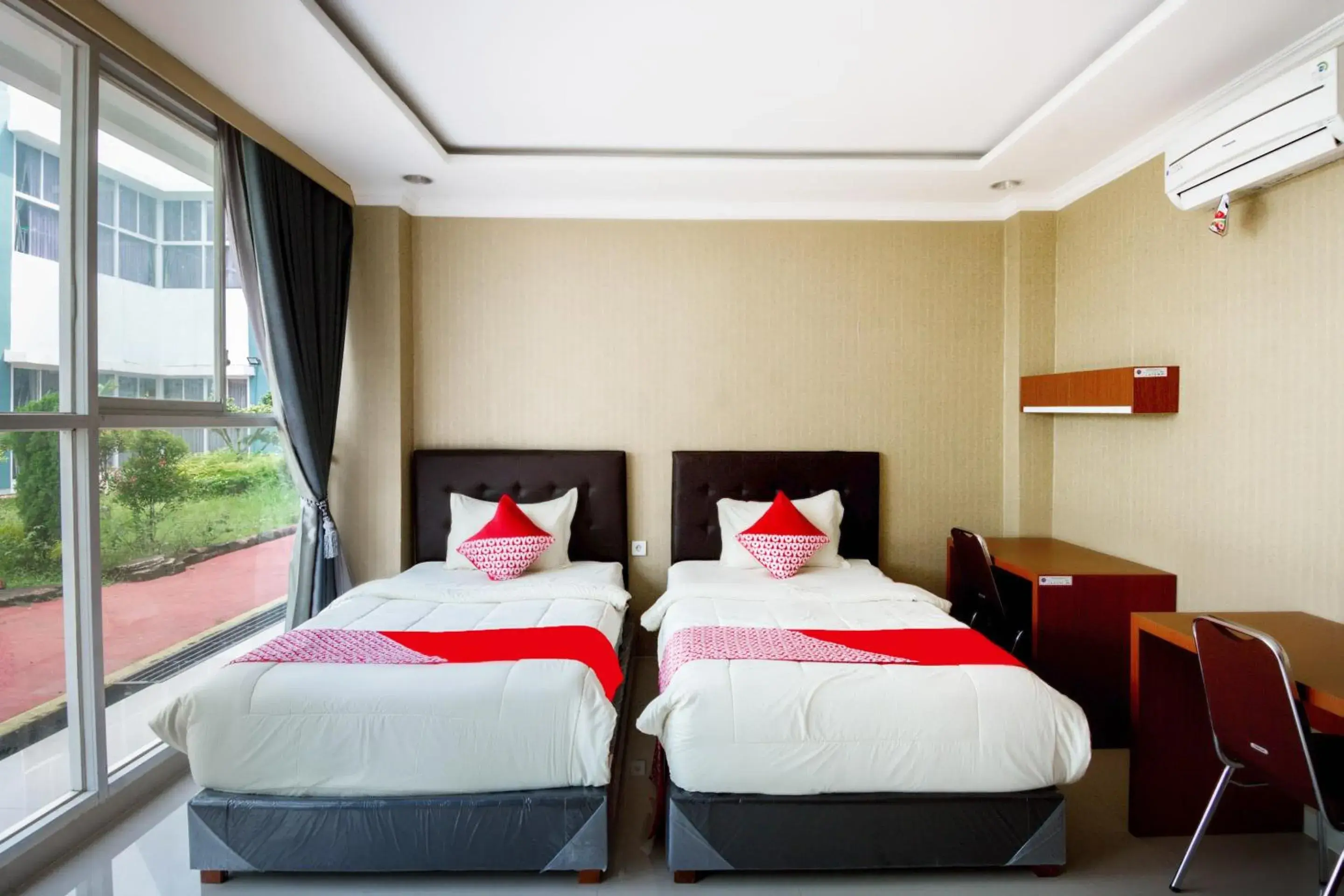 Bedroom, Bed in Collection O 3431 Hotel Alpha Bandara Bedroom, Bed in Collection O 3431 Hotel Alpha Bandara