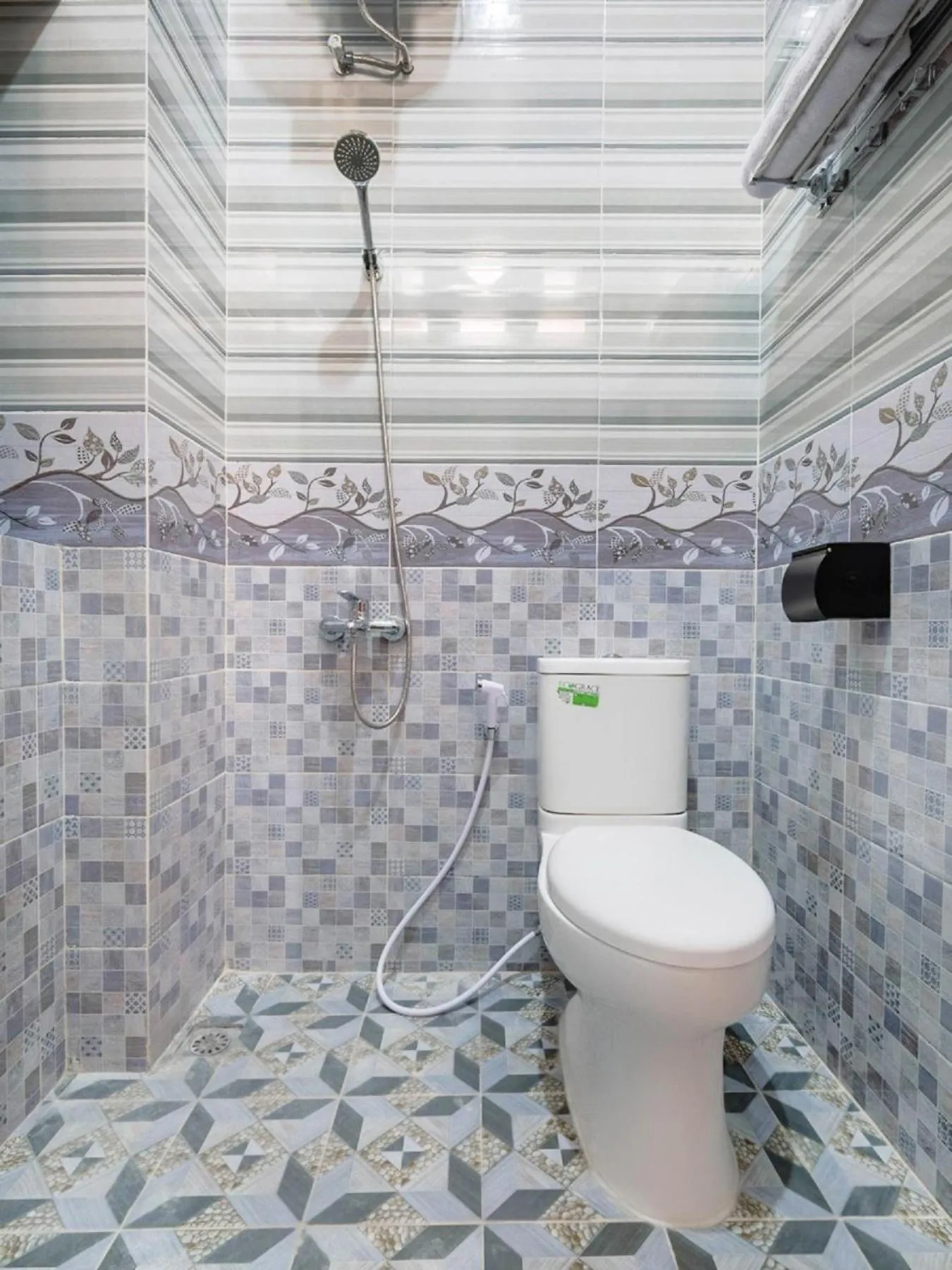 Bathroom in Collection O 3468 Ndalem Gusti Ayu