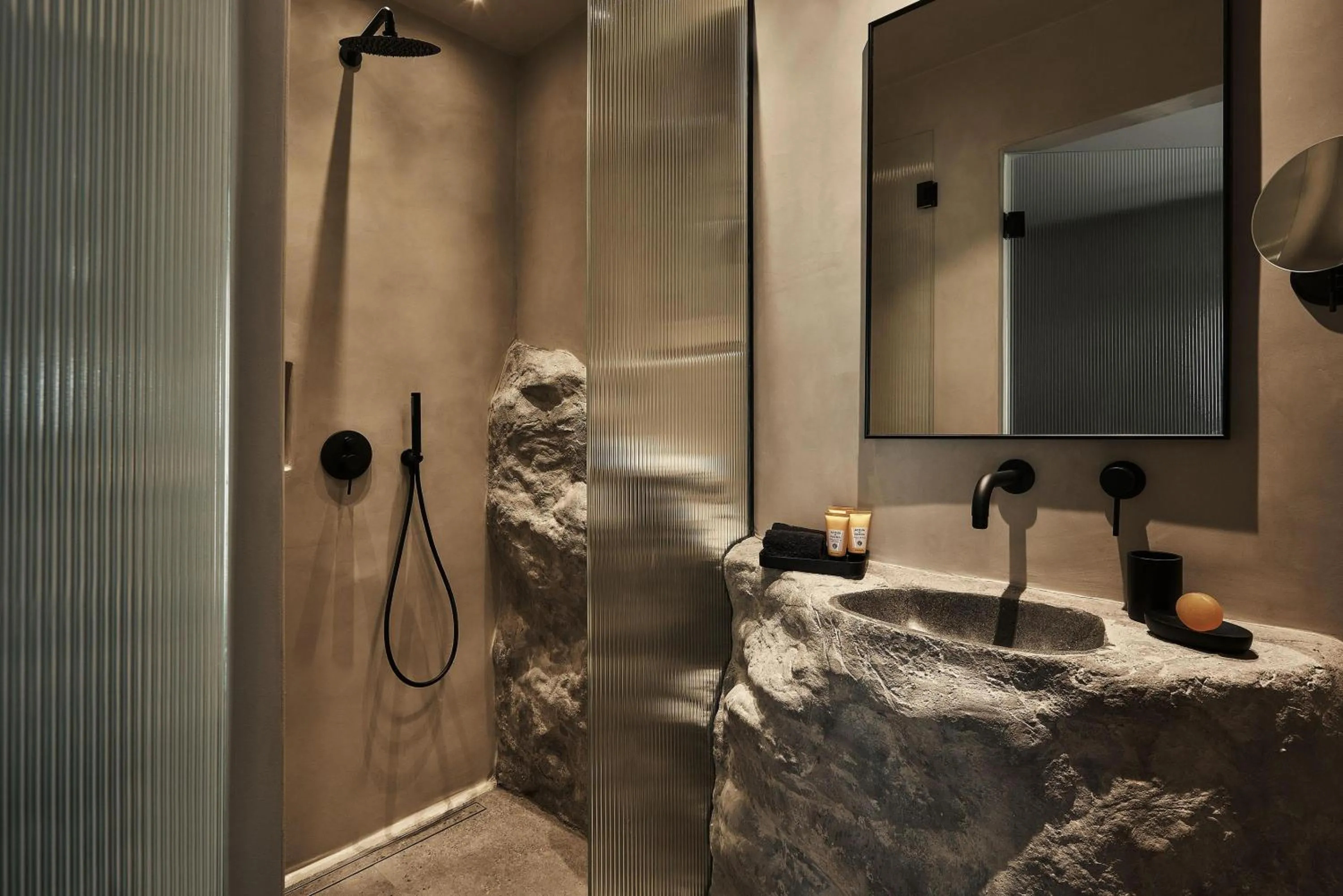 Bathroom in Amyth of Mykonos Agios Stefanos