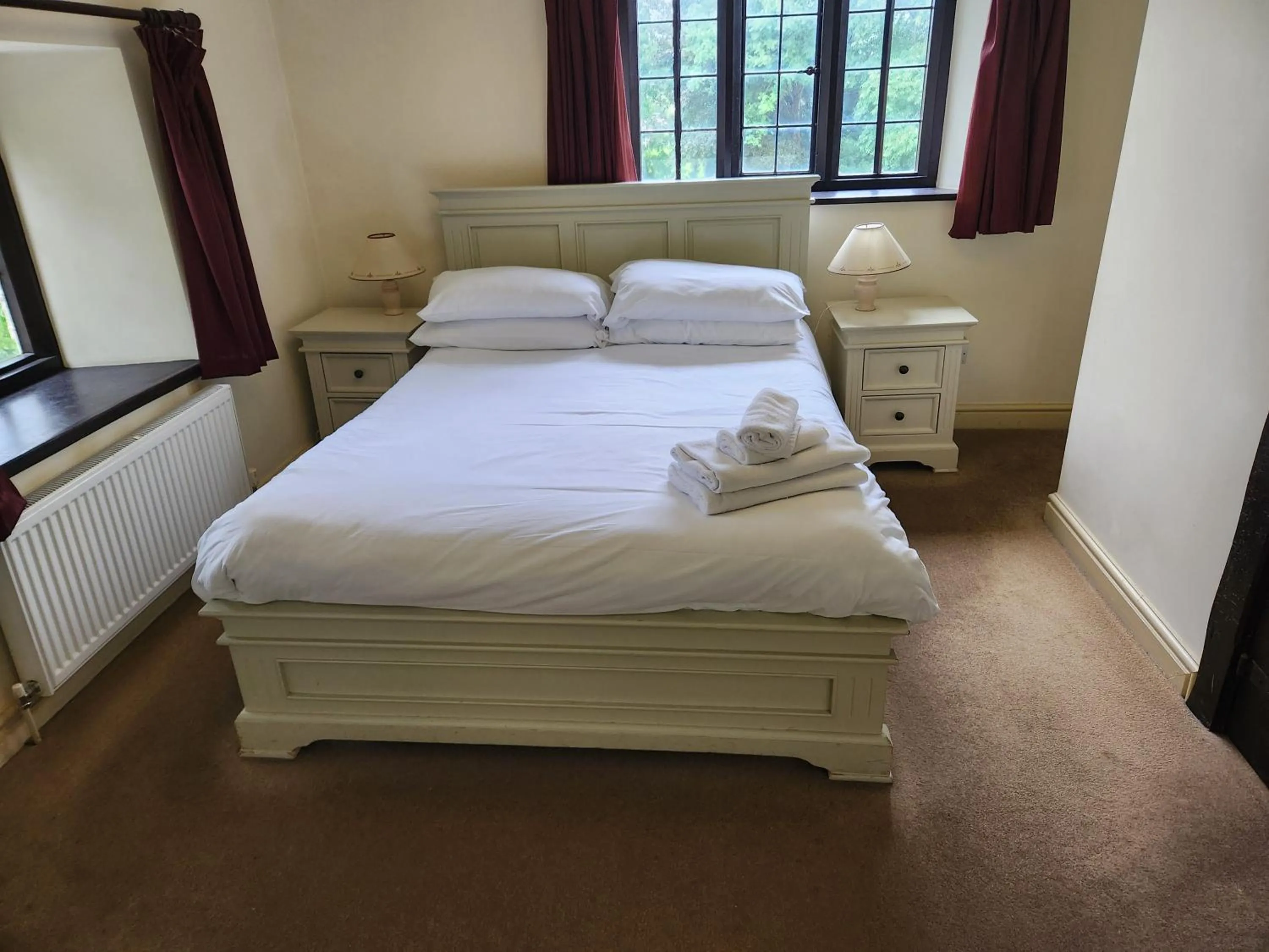 Bed in Langley Inn