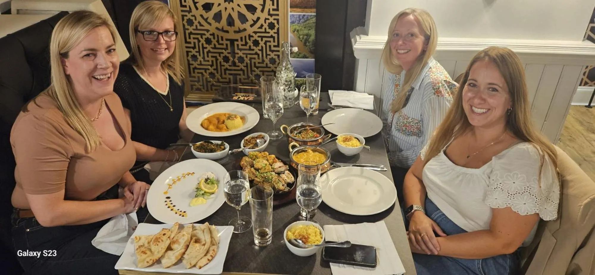 Restaurant/places to eat in Langley Inn