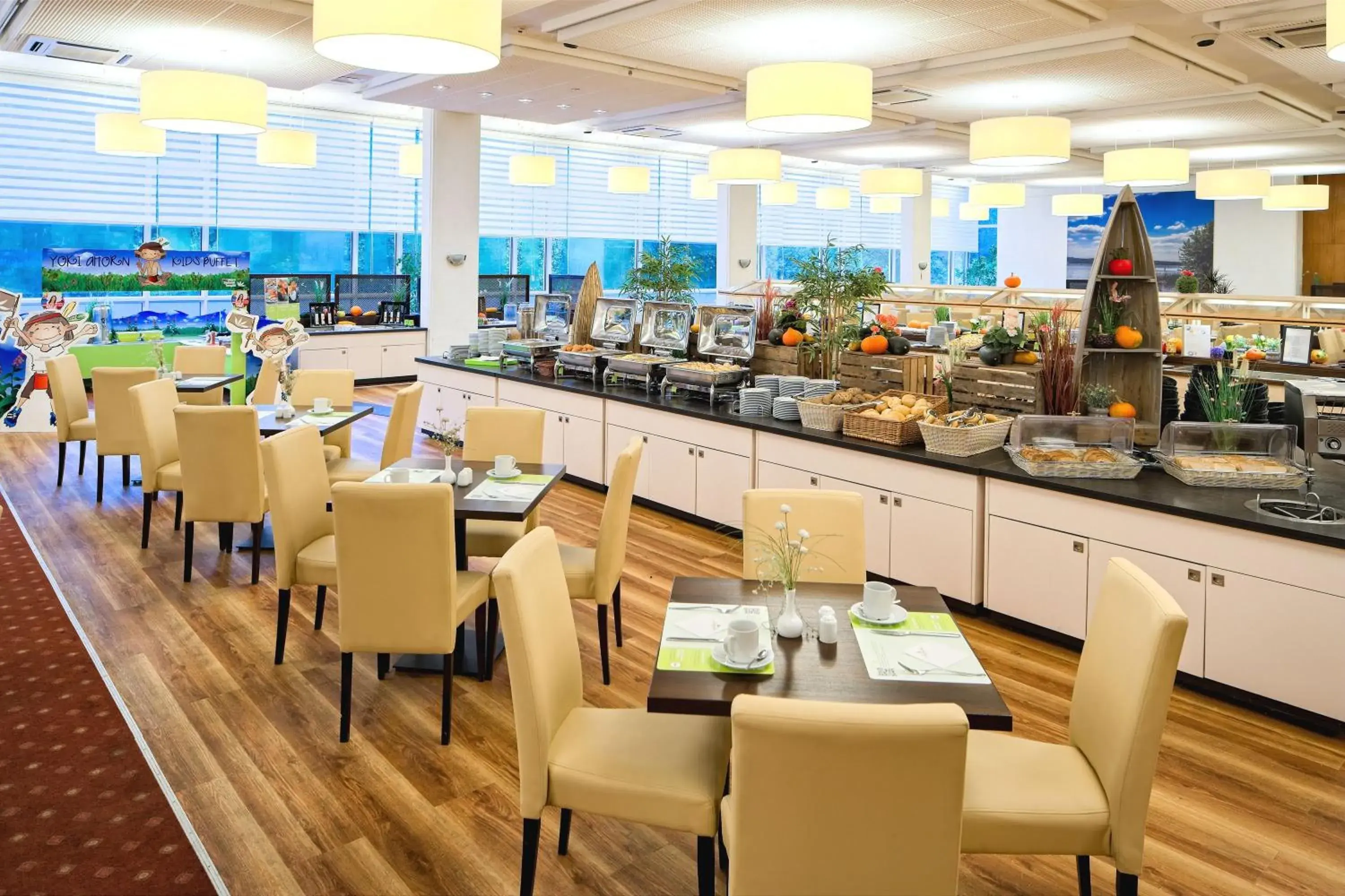 Restaurant/places to eat in AHORN Seehotel Templin Restaurant/places to eat in AHORN Seehotel Templin