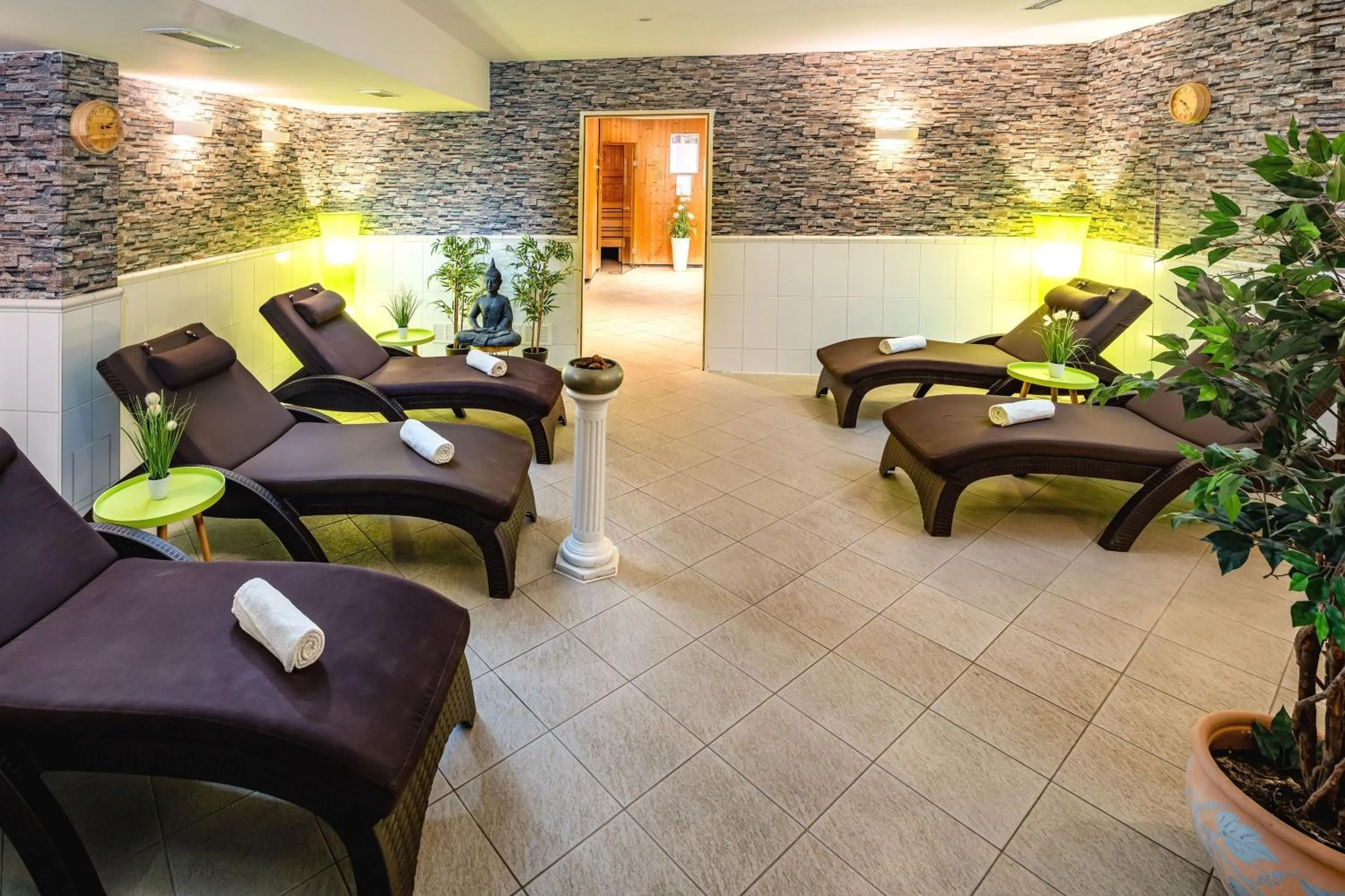 Sauna in AHORN Seehotel Templin