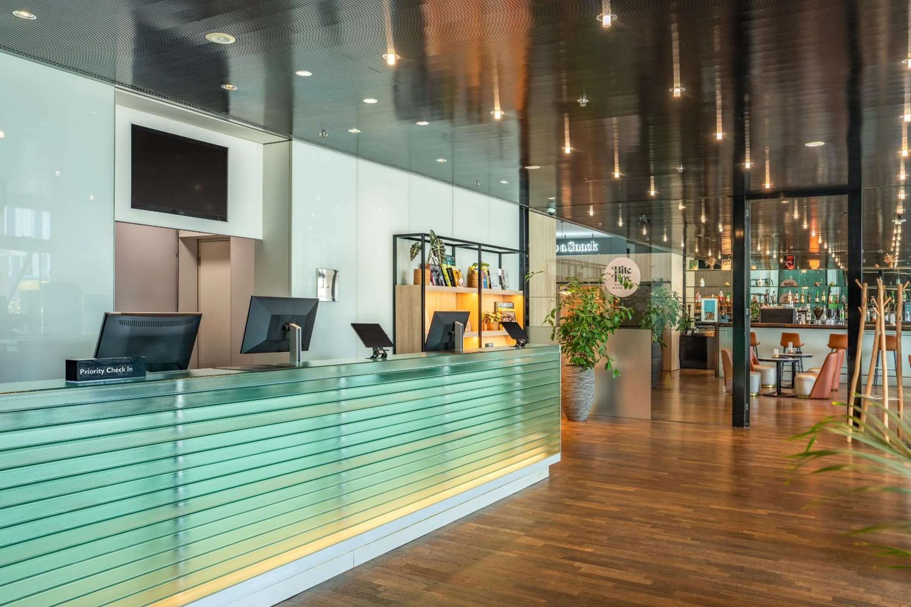 Property building in INNSiDE by Meliá Düsseldorf Seestern