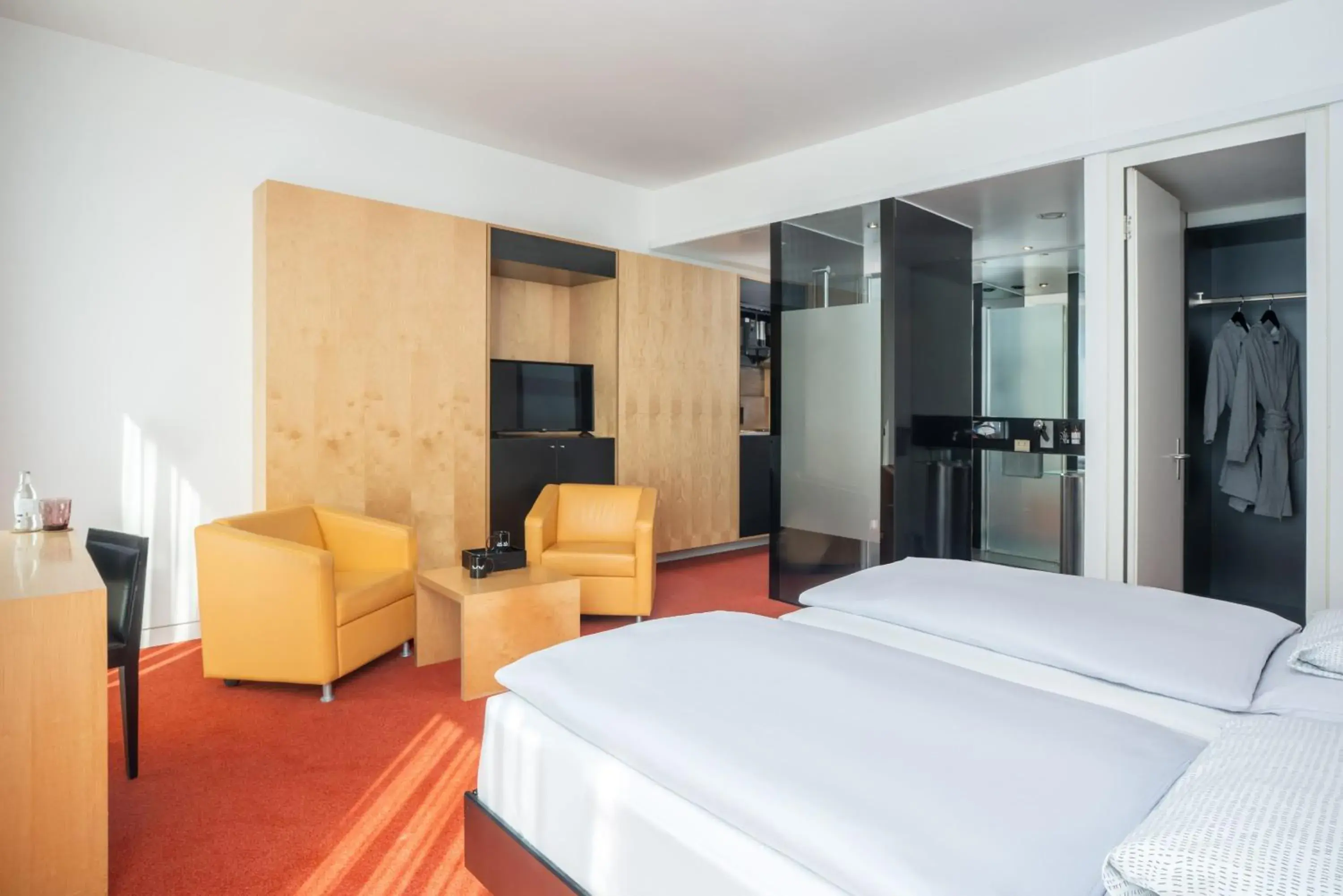 Property building, Bed in INNSiDE by Meliá Düsseldorf Seestern Property building, Bed in INNSiDE by Meliá Düsseldorf Seestern