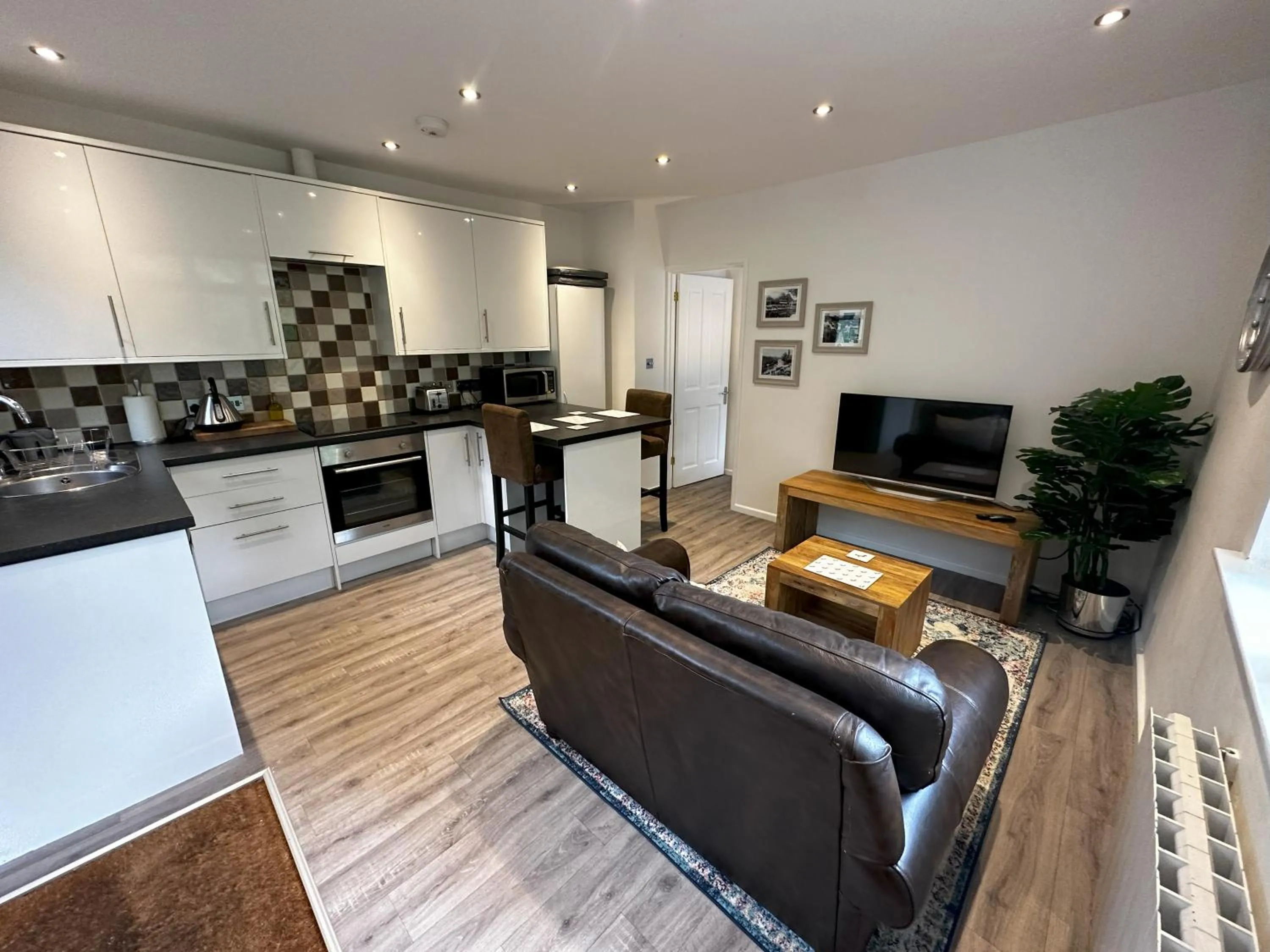 Living room in Bath Boating Station