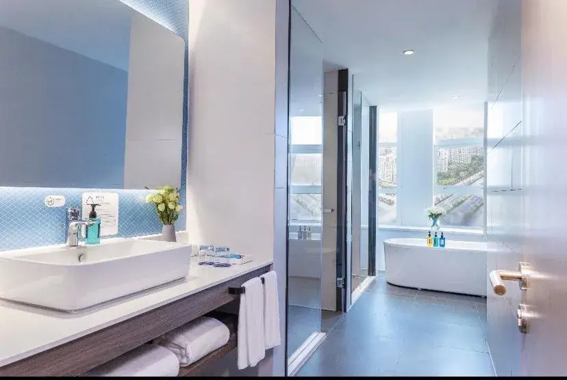 Feature Family Room - Non-Smoking in Holiday Inn Express Urumqi Station by IHG Feature Family Room - Non-Smoking in Holiday Inn Express Urumqi Station by IHG