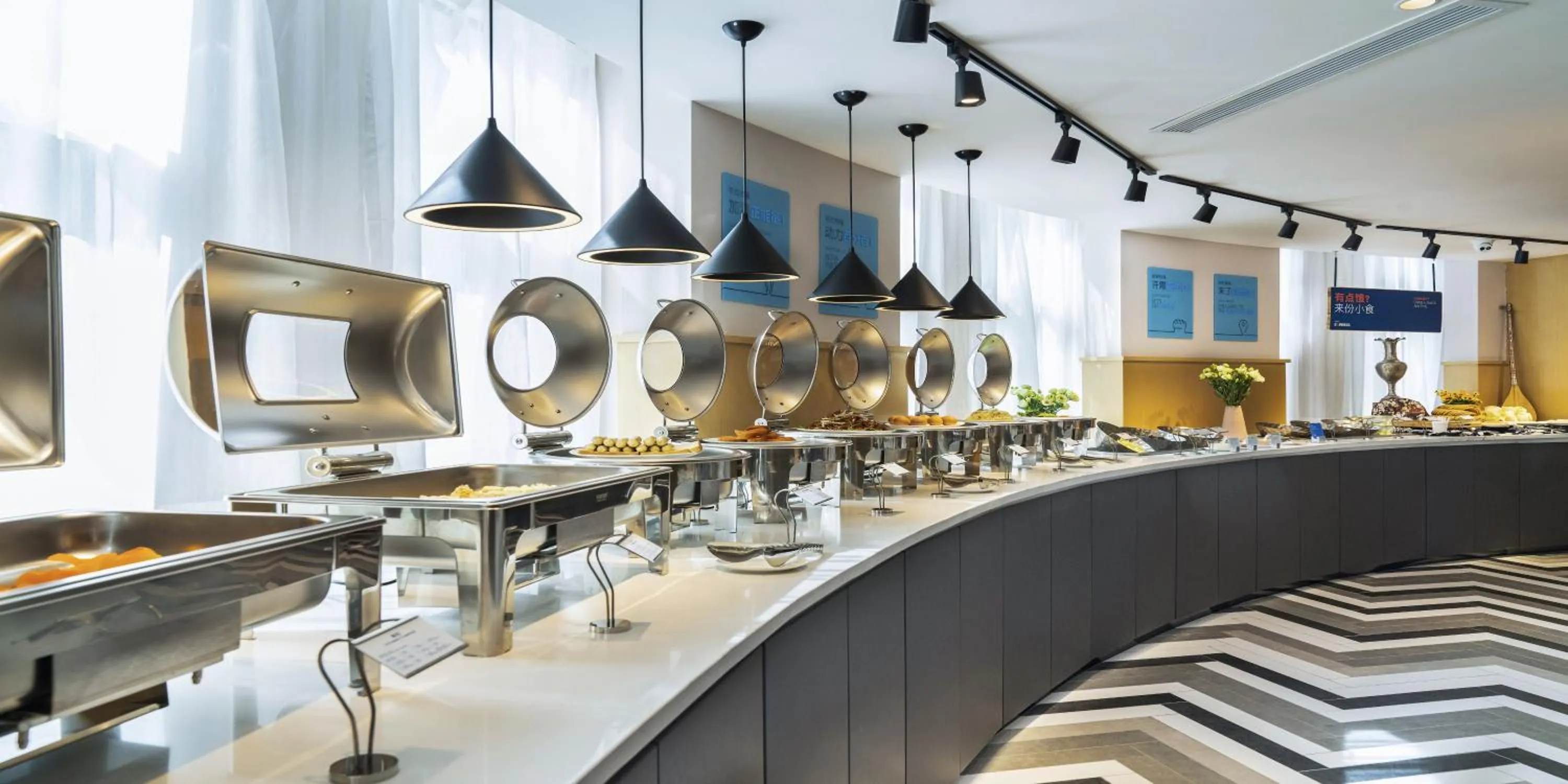 Breakfast in Holiday Inn Express Urumqi Station by IHG