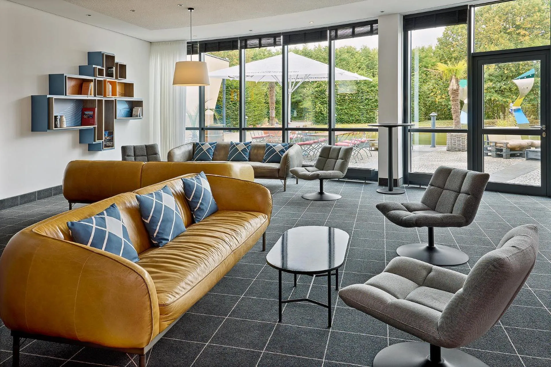 TV and multimedia in Four Points Flex by Sheraton Ratingen Düsseldorf Airport