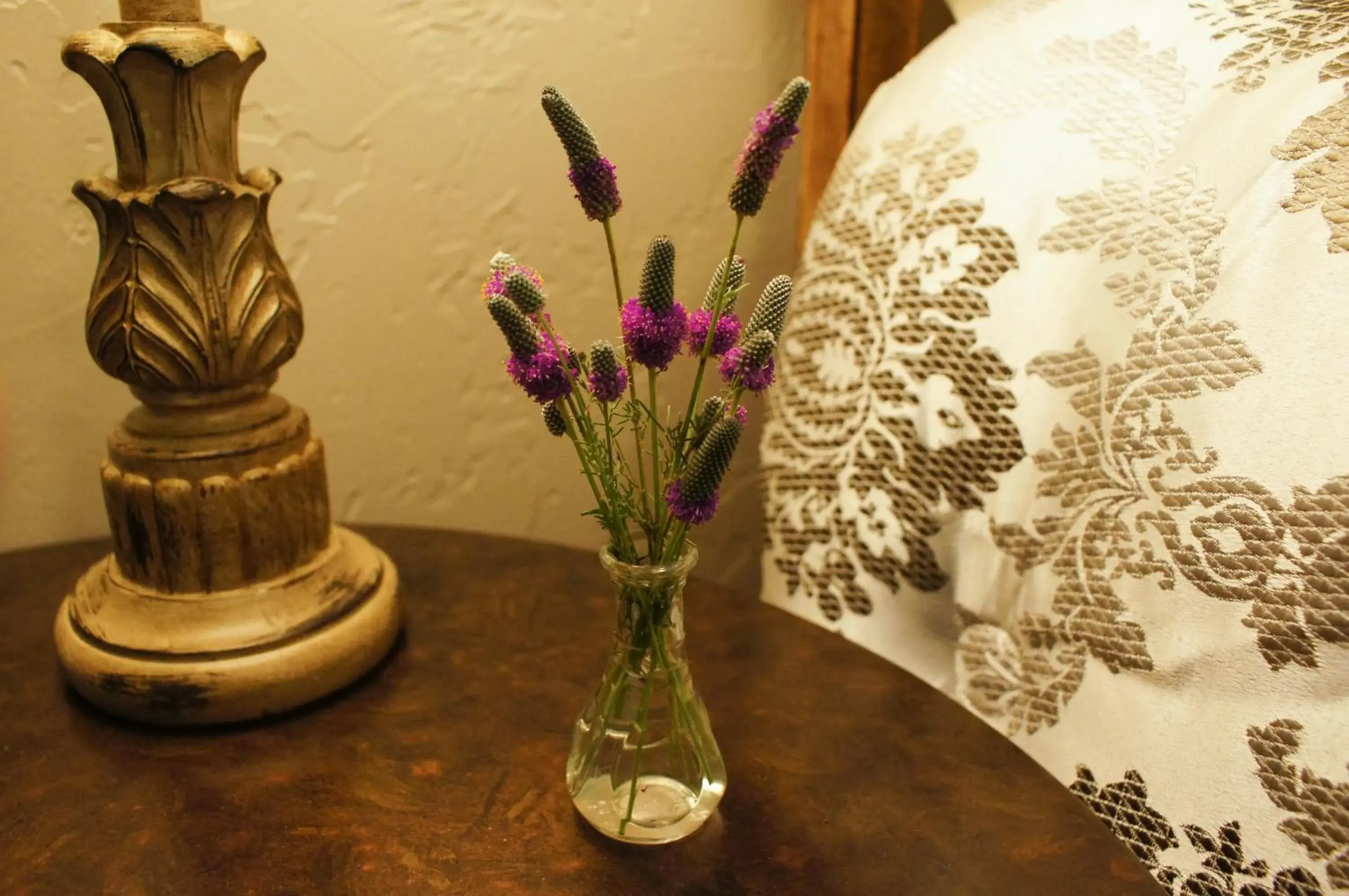 Deluxe Queen Room in Hidden Meadows Bed and Breakfast Deluxe Queen Room in Hidden Meadows Bed and Breakfast