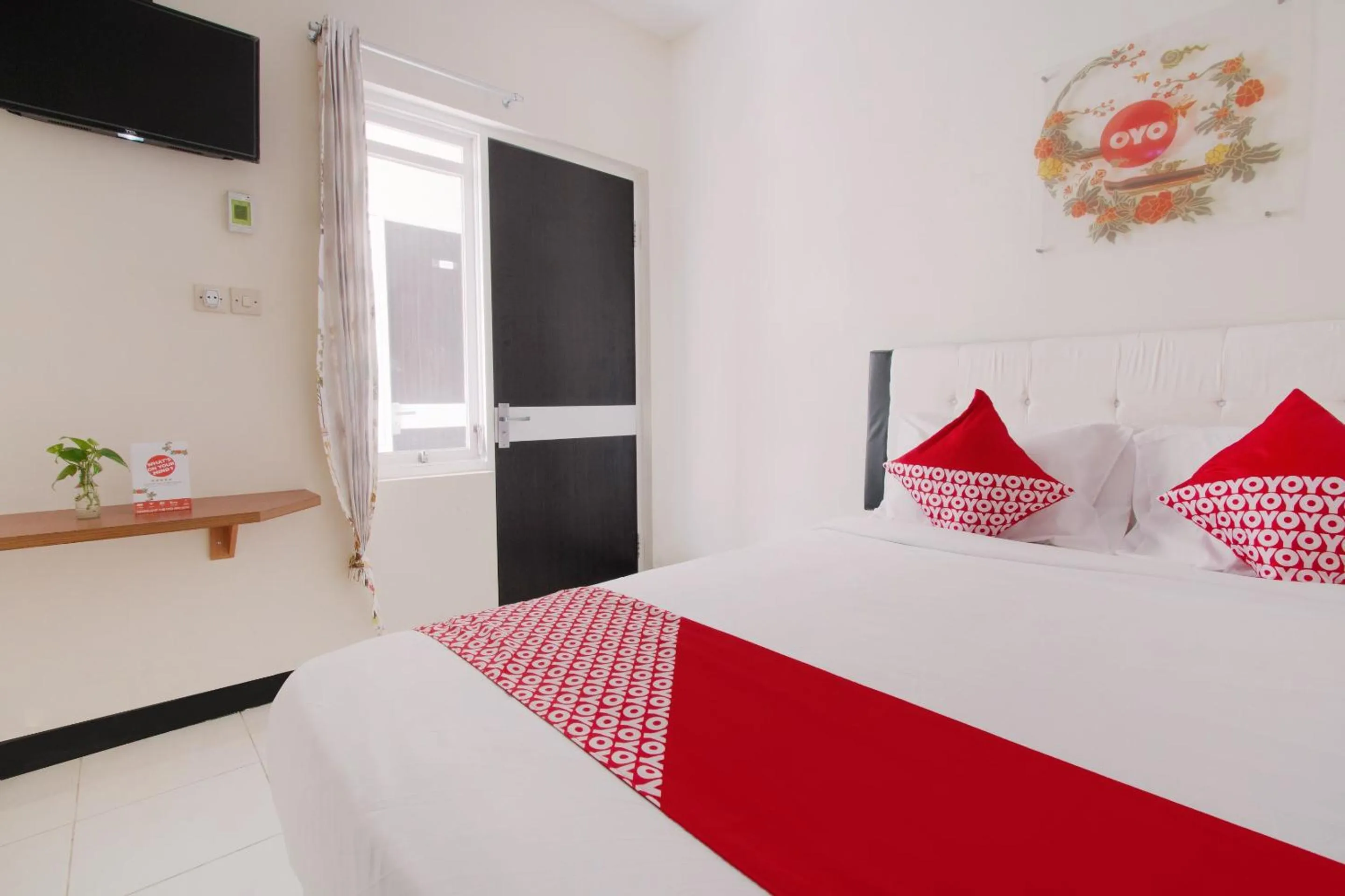 Bedroom, Bed in Hotel O Cozy Residence Syariah