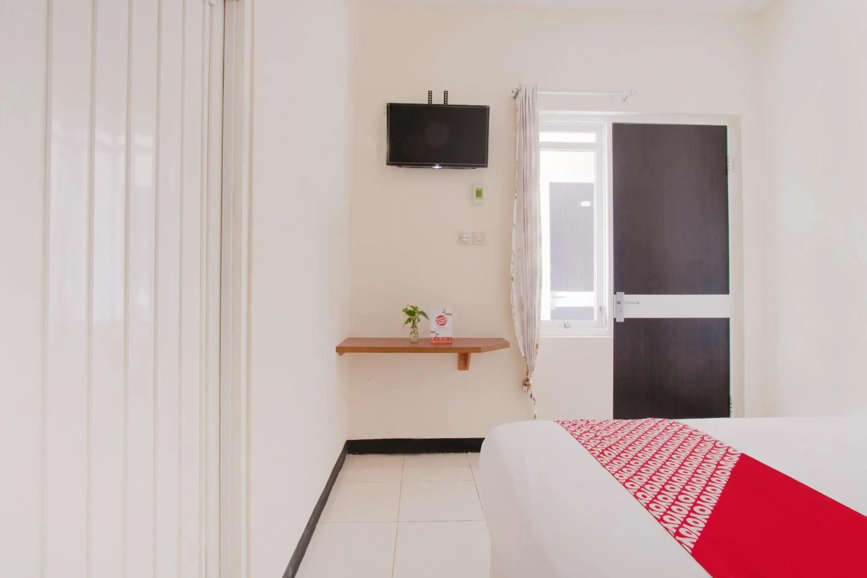 Bedroom, Bed in Hotel O Cozy Residence Syariah Bedroom, Bed in Hotel O Cozy Residence Syariah