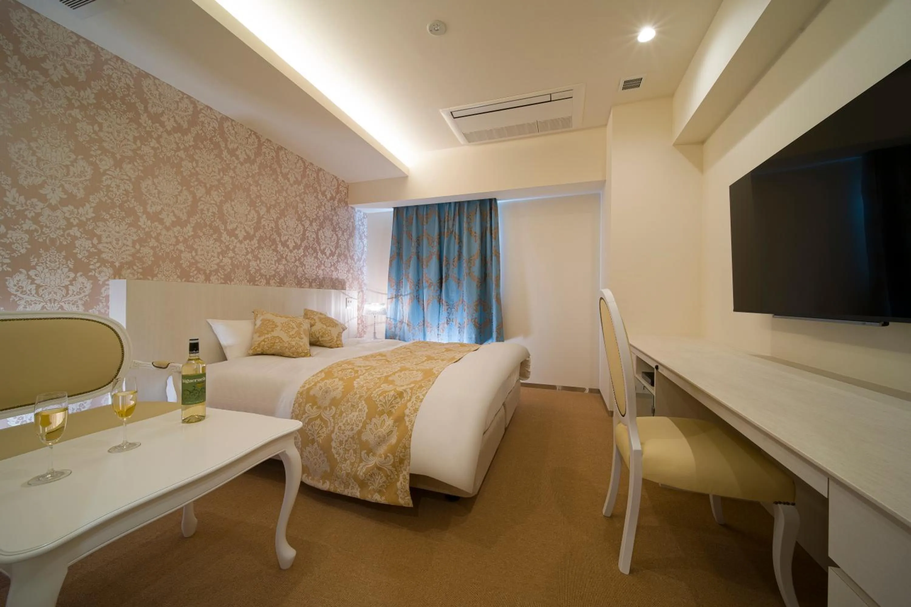 Bed in HOTEL LASCALA