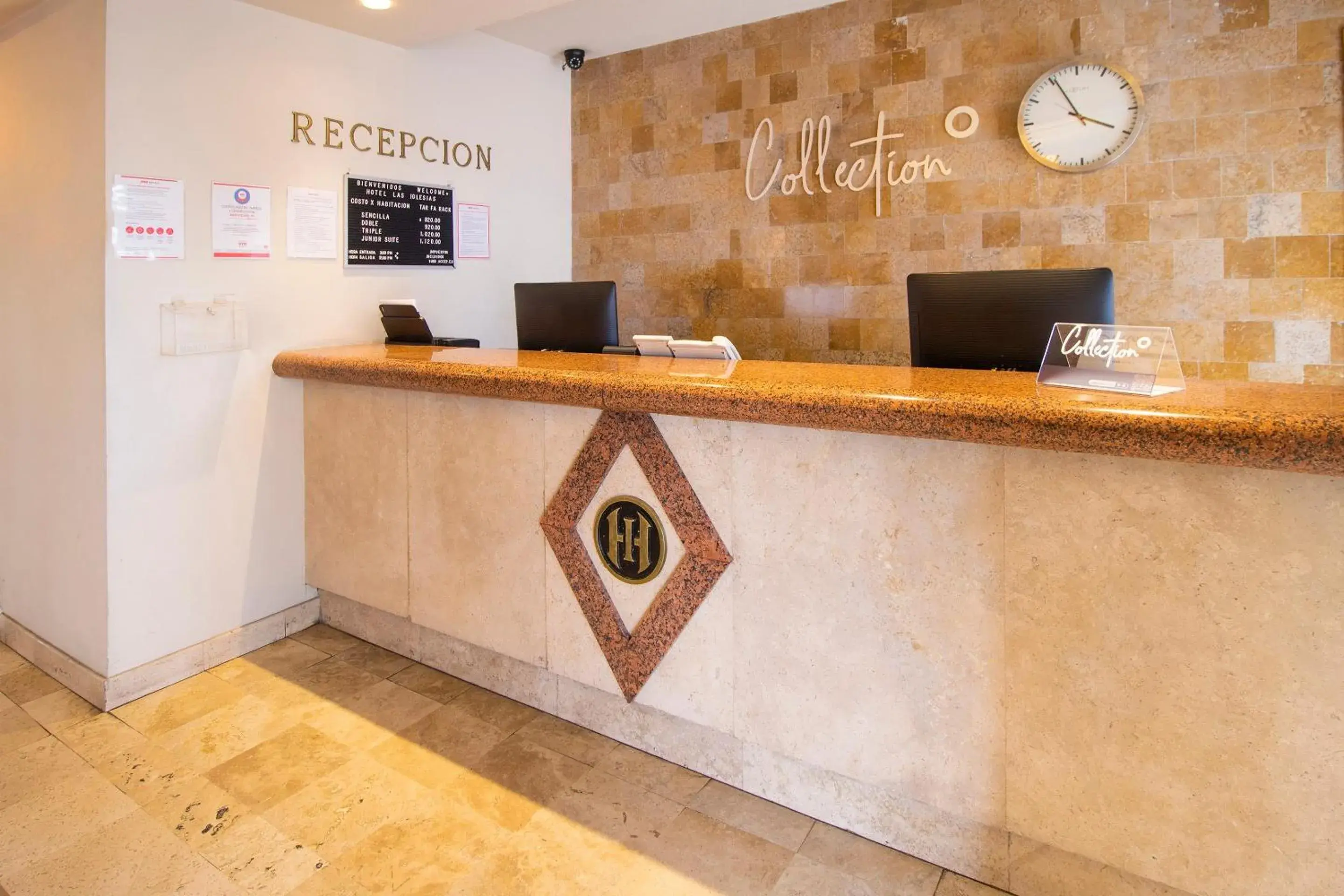 Lobby or reception in Hotel Las Iglesias, Cholula Lobby or reception in Hotel Las Iglesias, Cholula