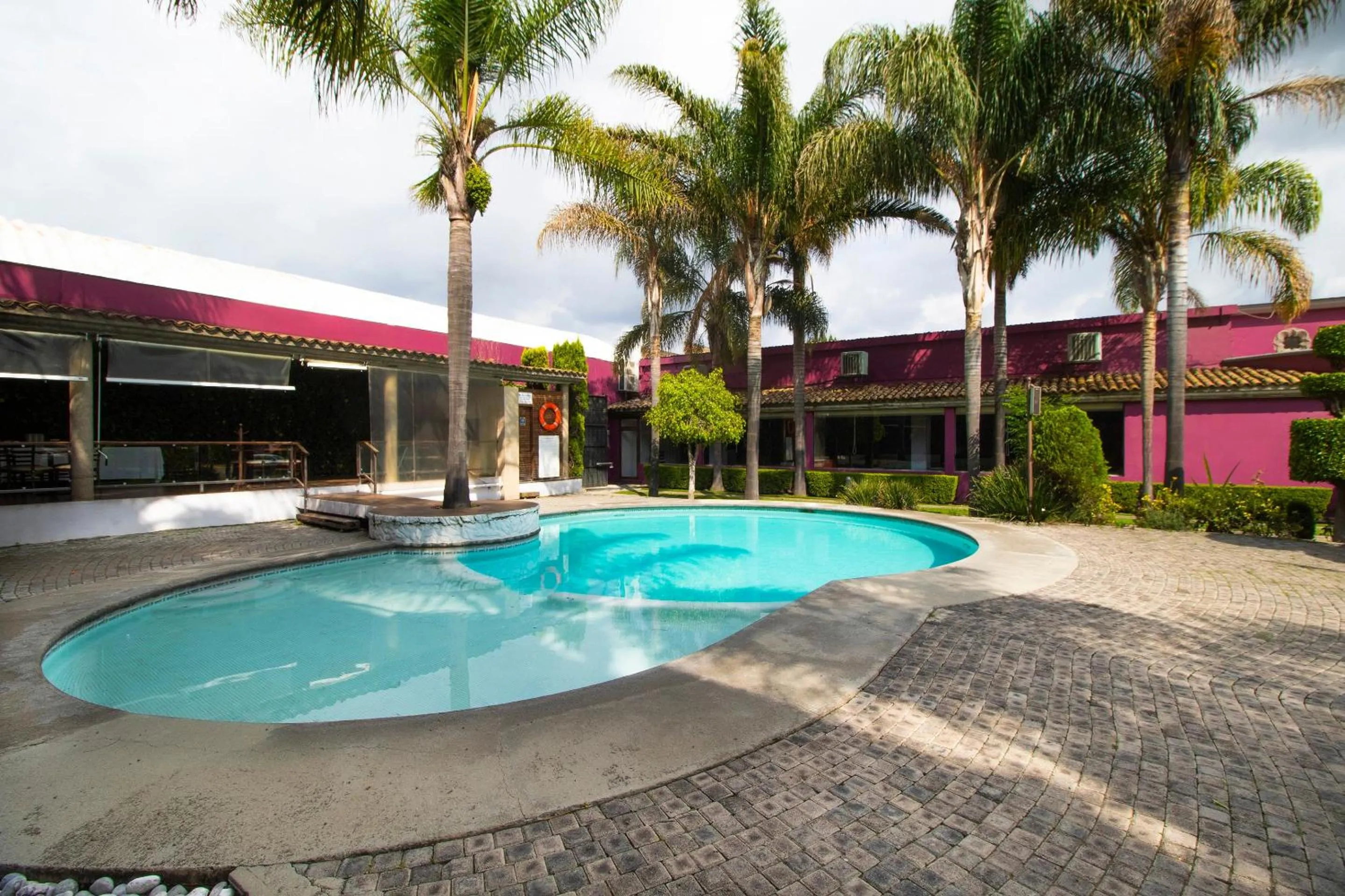 Swimming pool in Hotel Las Iglesias, Cholula