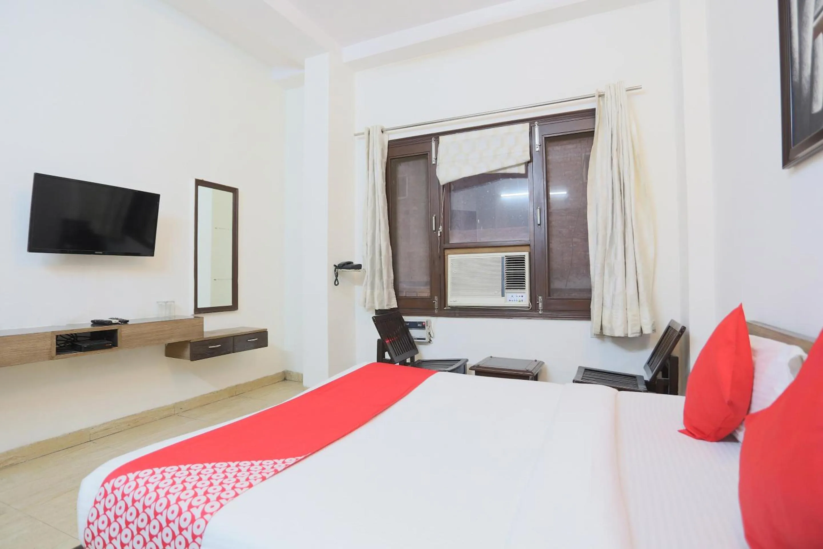 Bedroom, Bed in Hotel O New Raj Kamal