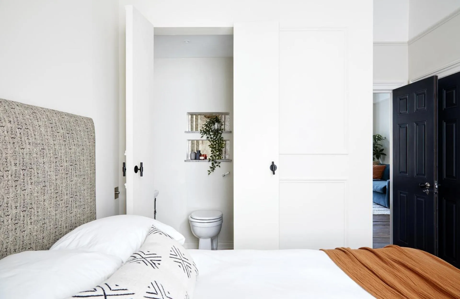 Bed in The Angel Collection minutes from Angel Tube Station