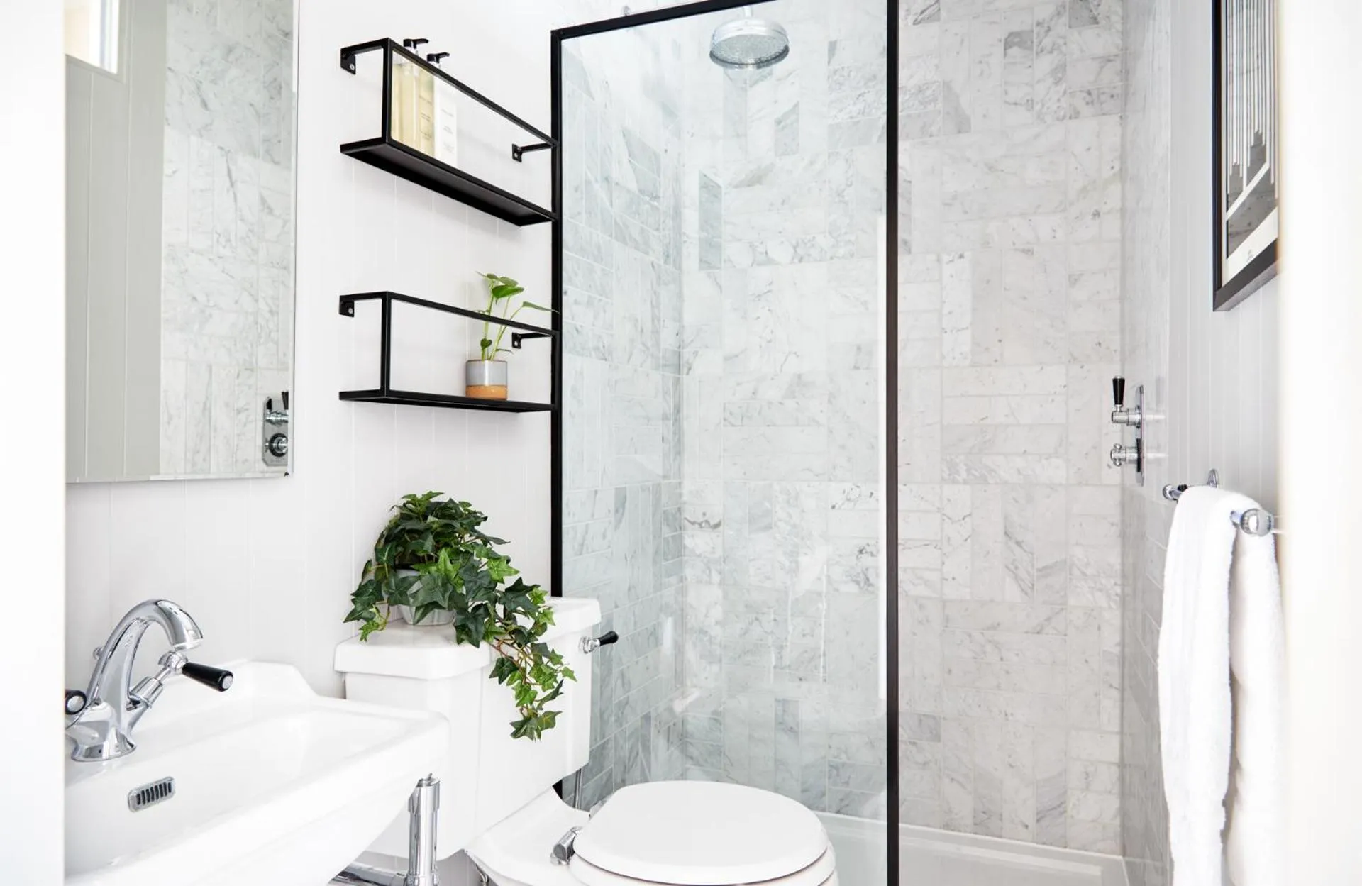Bathroom in The Angel Collection minutes from Angel Tube Station