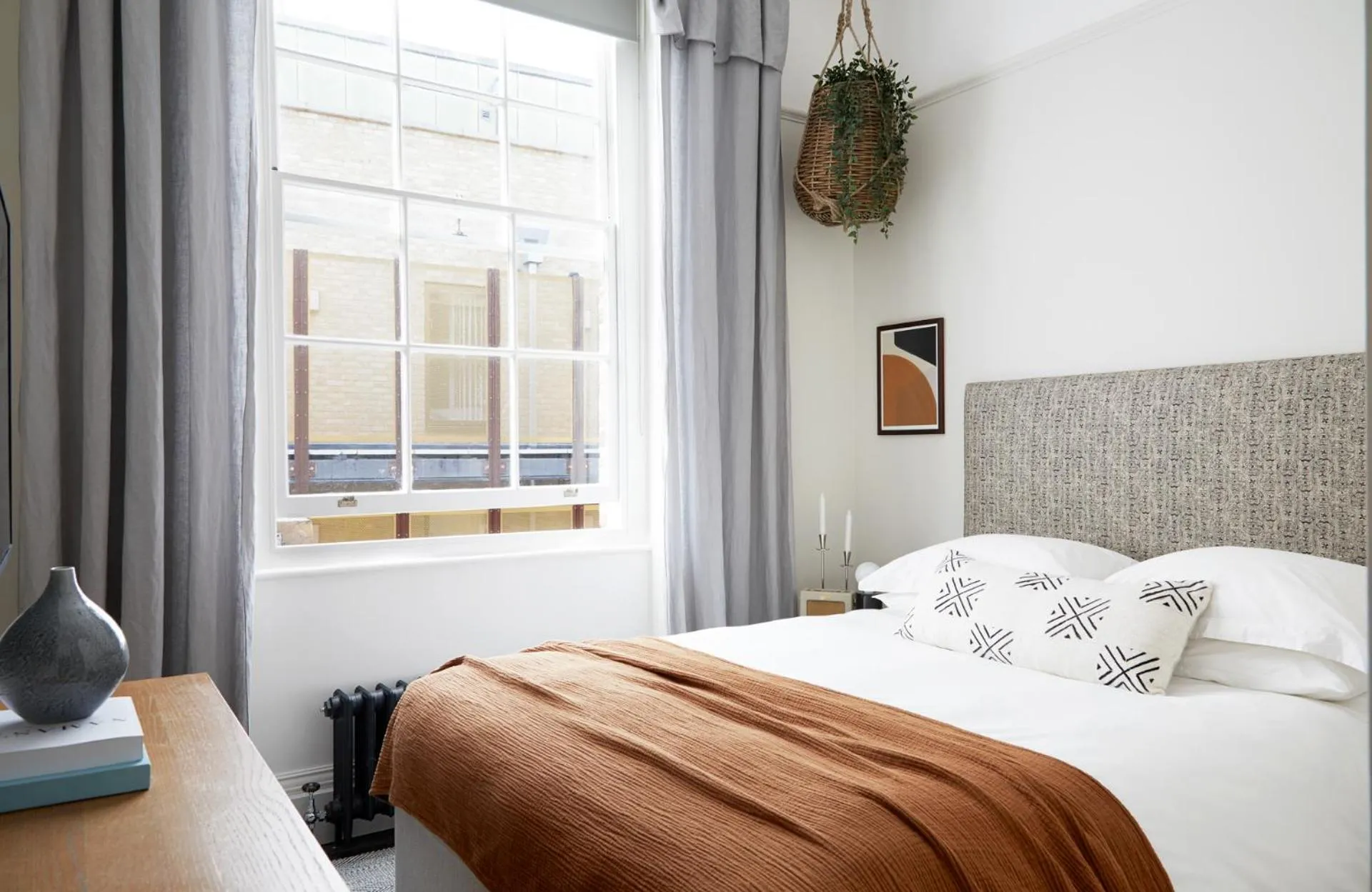 Bed in The Angel Collection minutes from Angel Tube Station