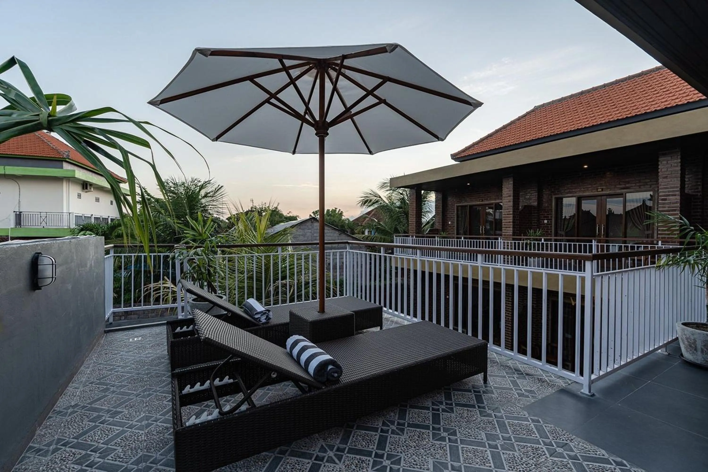 Area and facilities in D'Meten Guest House Canggu