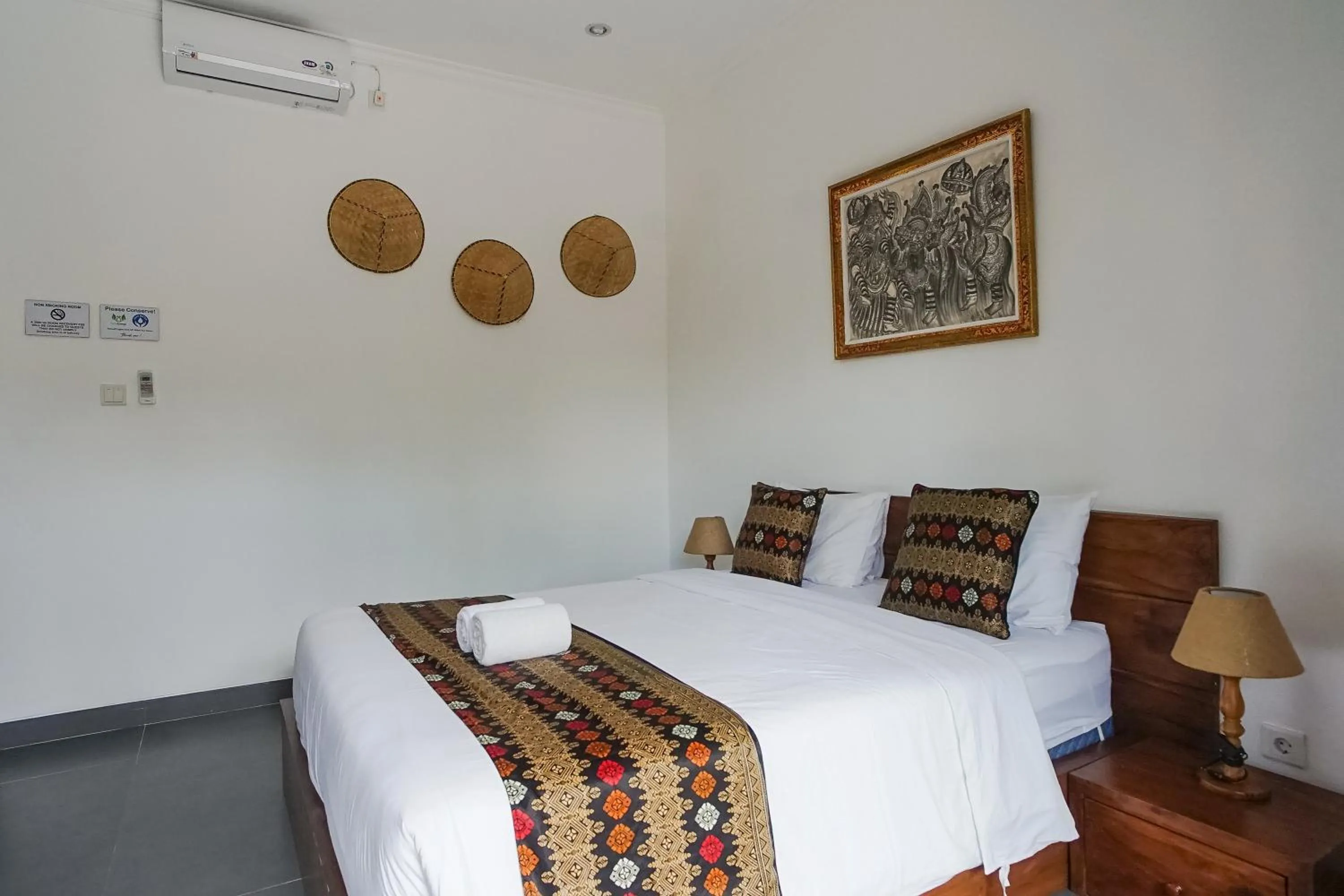 Bed in D'Meten Guest House Canggu