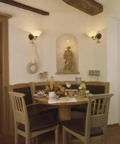 Dining area in Neumaiers Hirsch -Gasthof und Landhotel