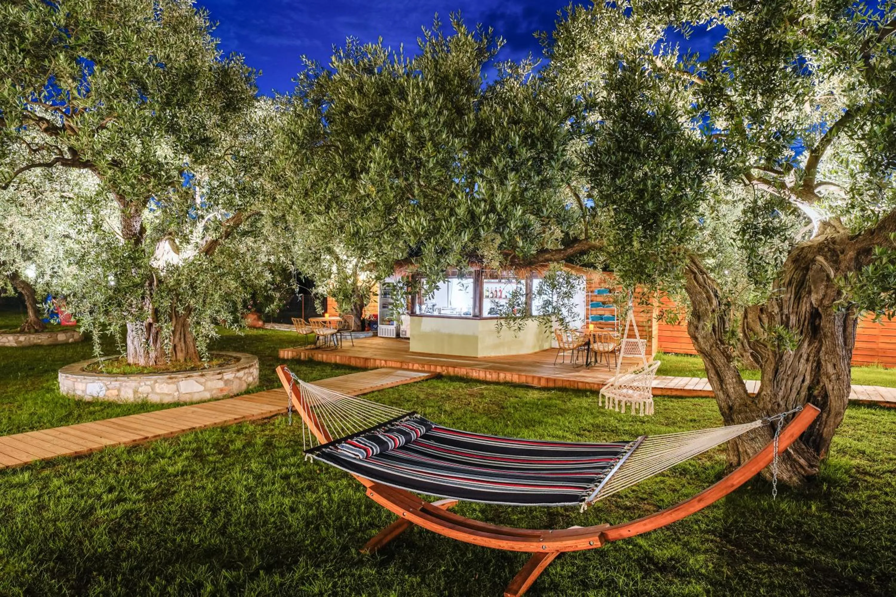 Garden in Nefeli Fresh Hotel by Del Mare