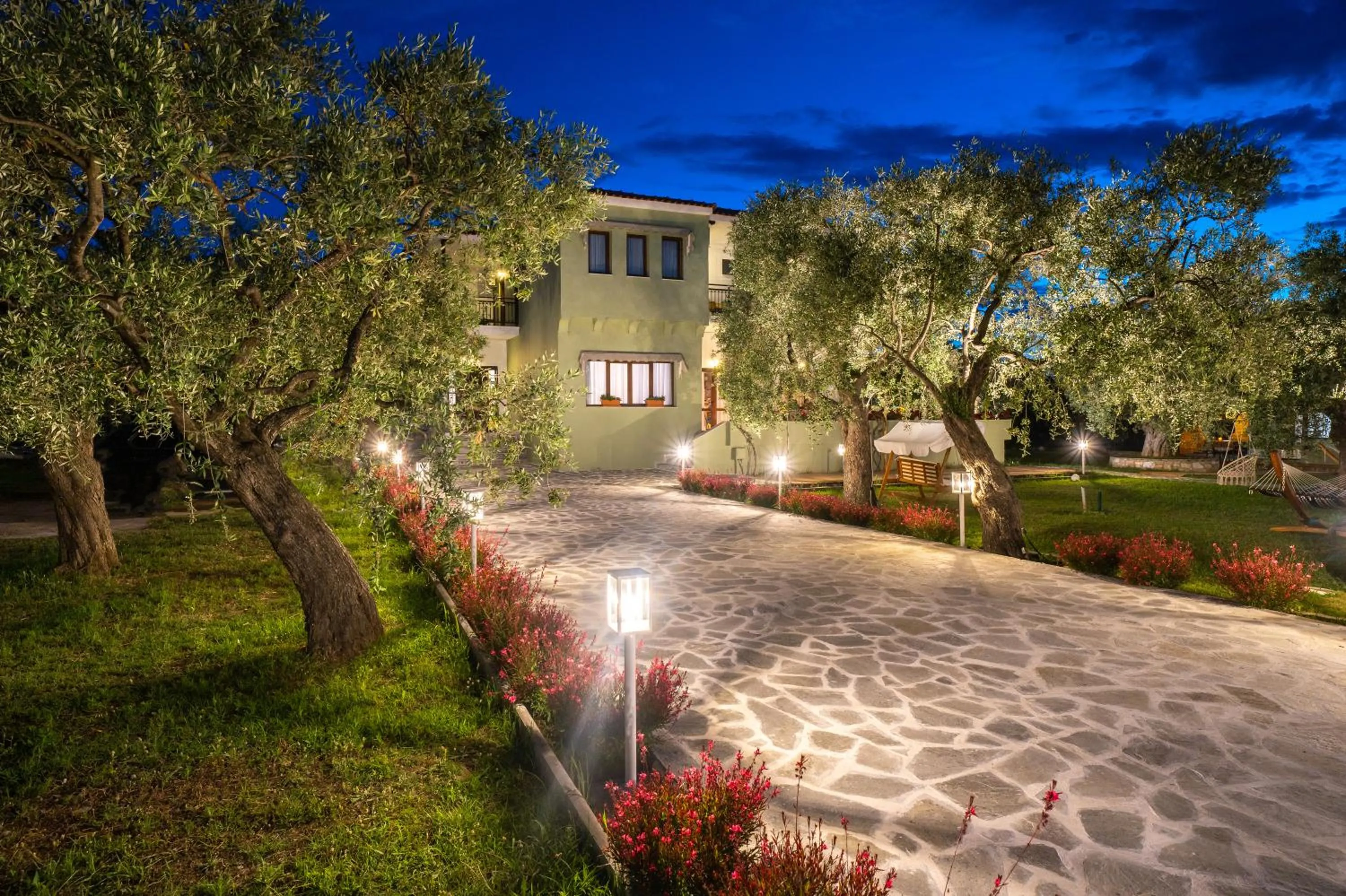 Garden in Nefeli Fresh Hotel by Del Mare