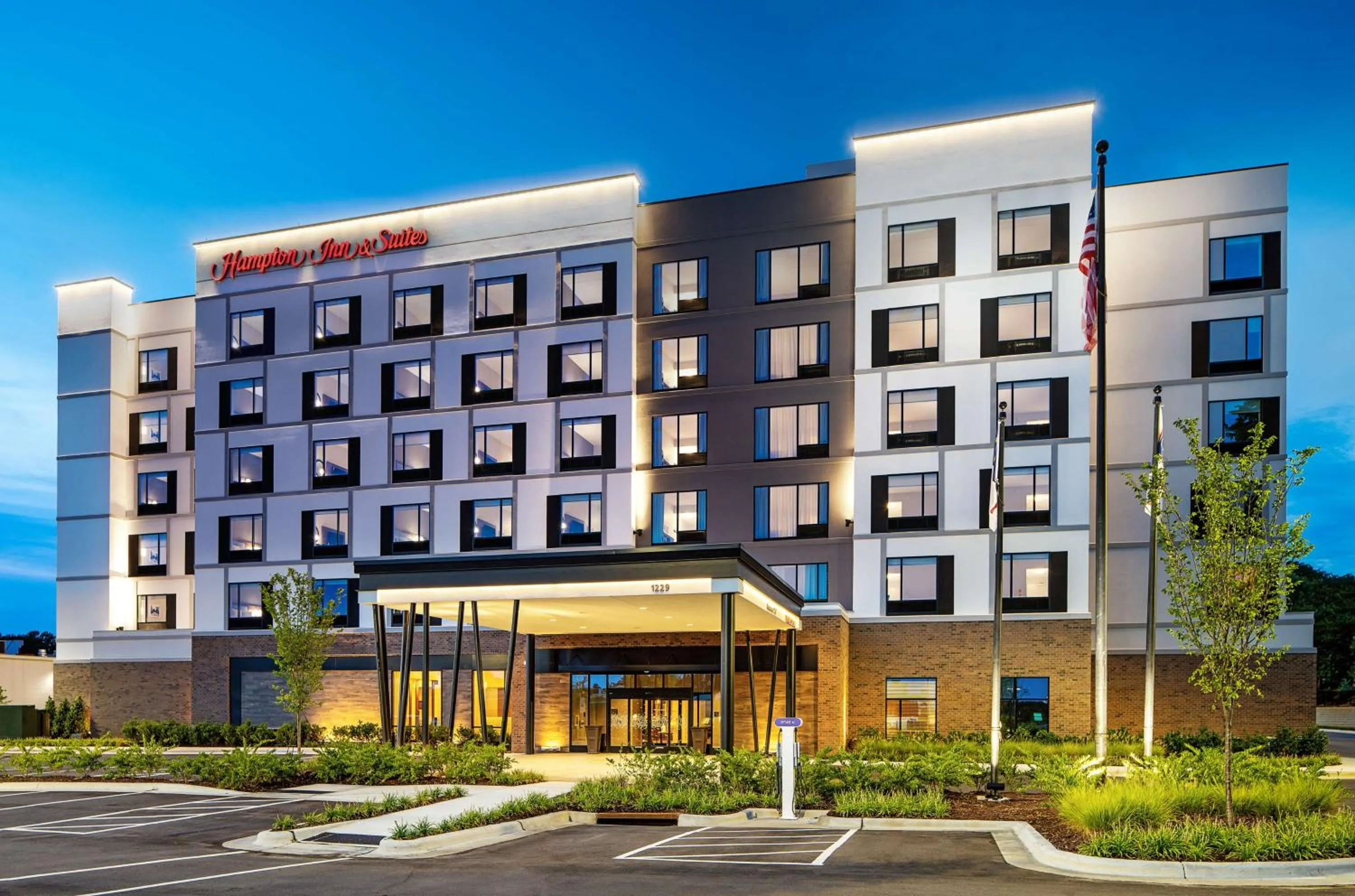 Property building in Hampton Inn & Suites Raleigh Midtown, NC
