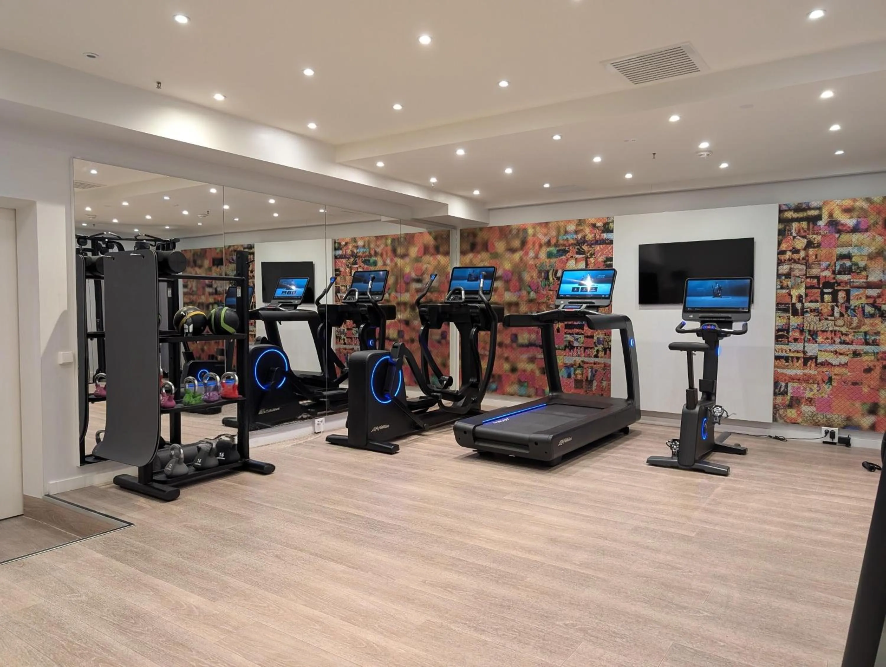 Fitness centre/facilities in Park Inn by Radisson Berlin Alexanderplatz