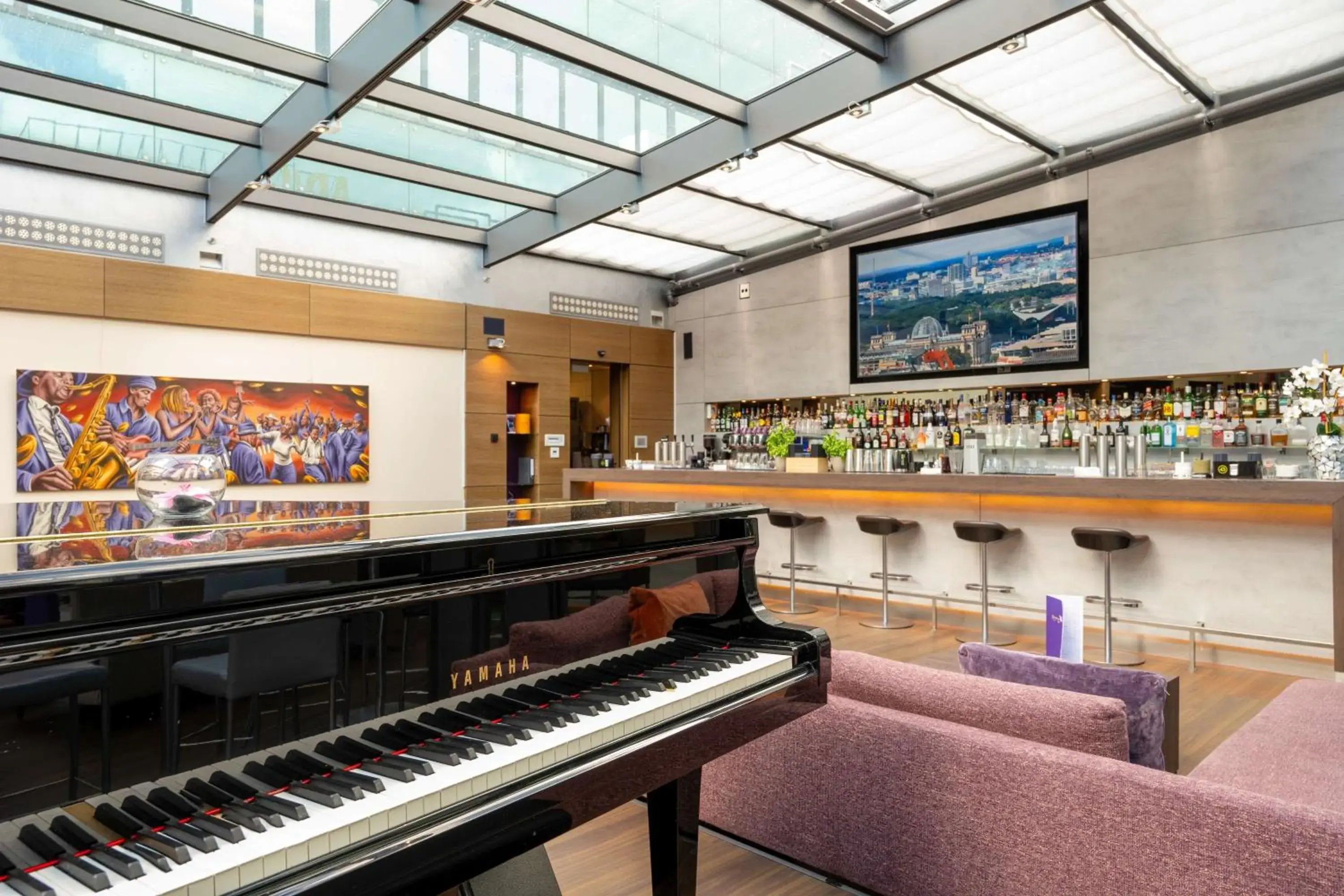 Restaurant/places to eat in Park Inn by Radisson Berlin Alexanderplatz Restaurant/places to eat in Park Inn by Radisson Berlin Alexanderplatz